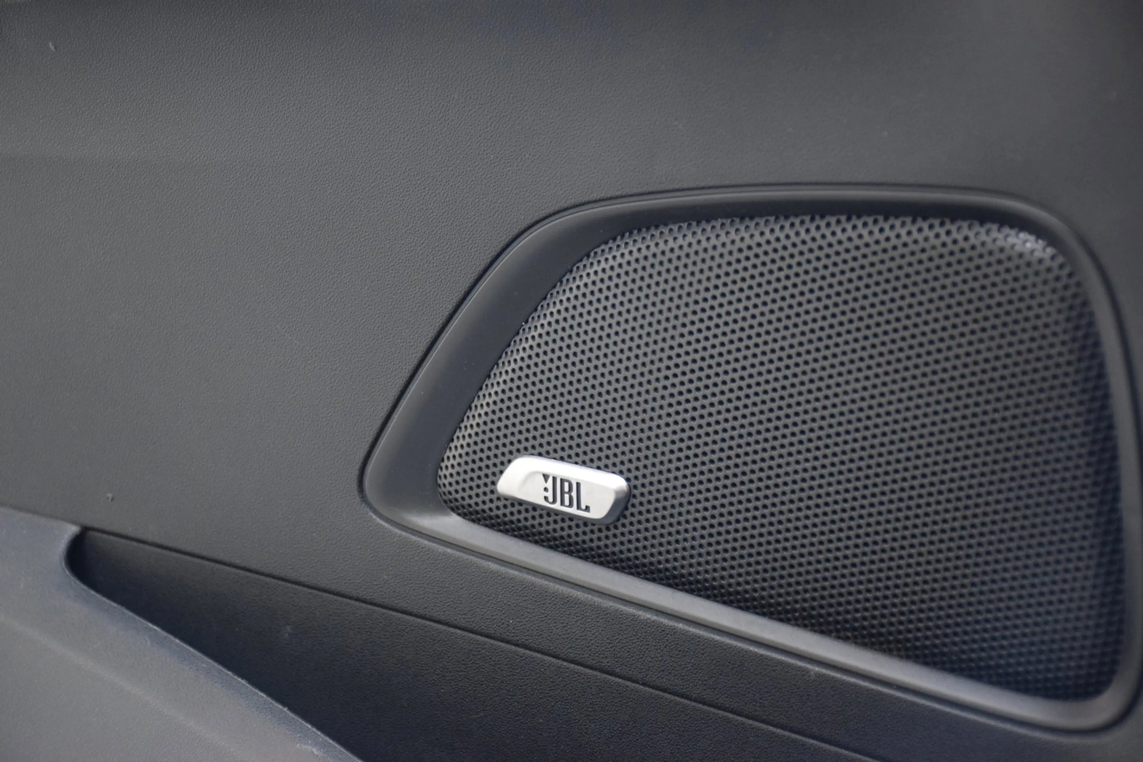 Citroen Grand C4 Picasso 1.2 PureTech Exclusive/Massage/JBL/ — photo 33