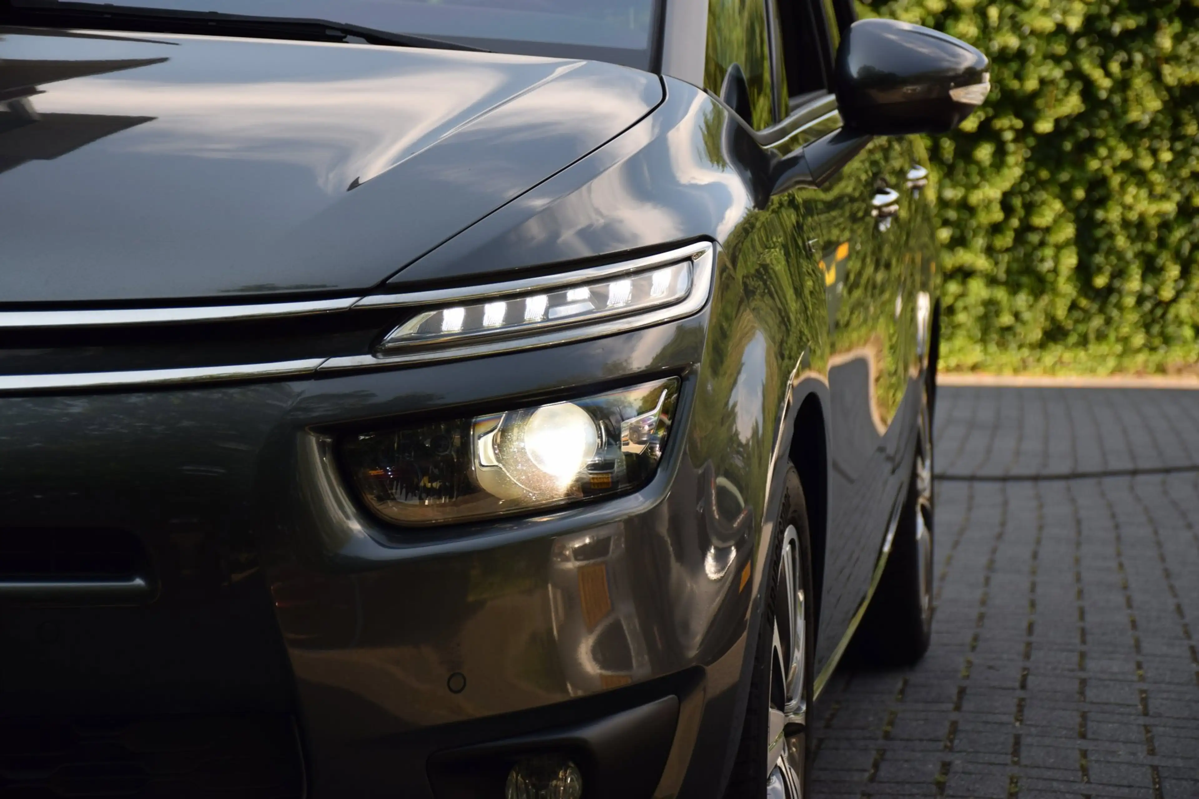 Citroen Grand C4 Picasso 1.2 PureTech Exclusive/Massage/JBL/ — photo 39