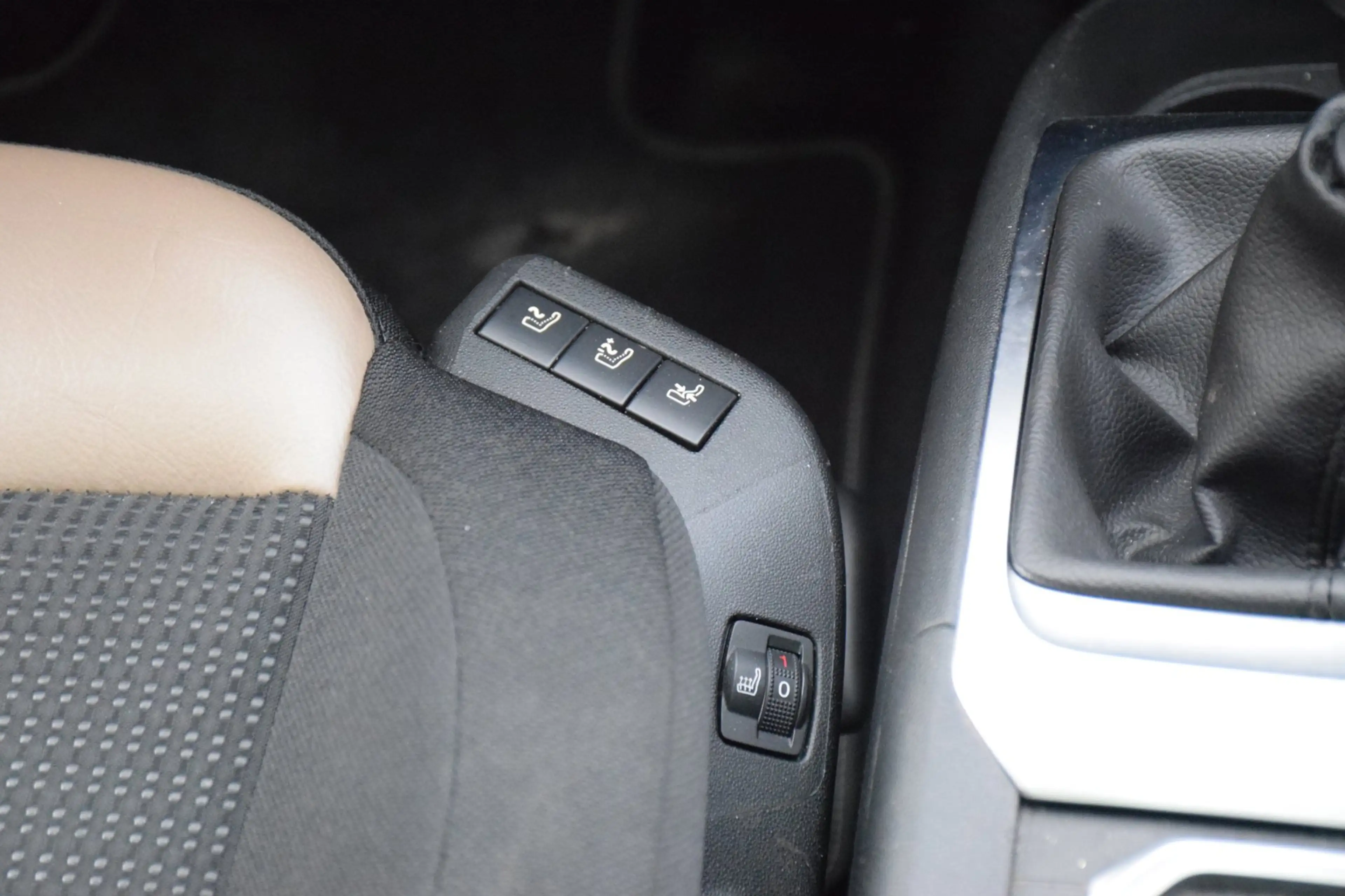 Citroen Grand C4 Picasso 1.2 PureTech Exclusive/Massage/JBL/ — photo 34