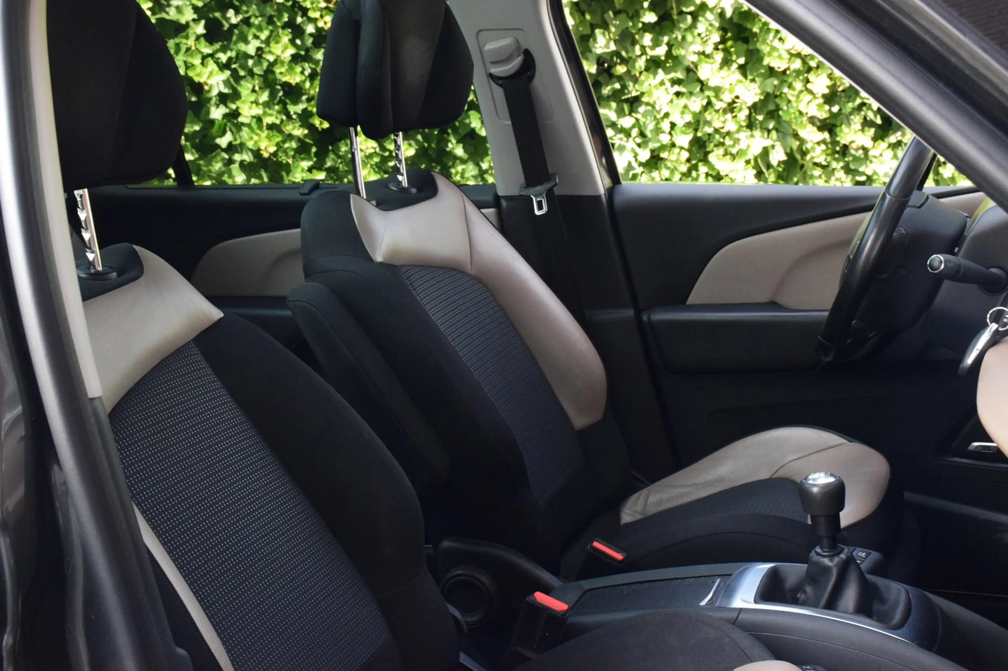 Citroen Grand C4 Picasso 1.2 PureTech Exclusive/Massage/JBL/ — photo 20