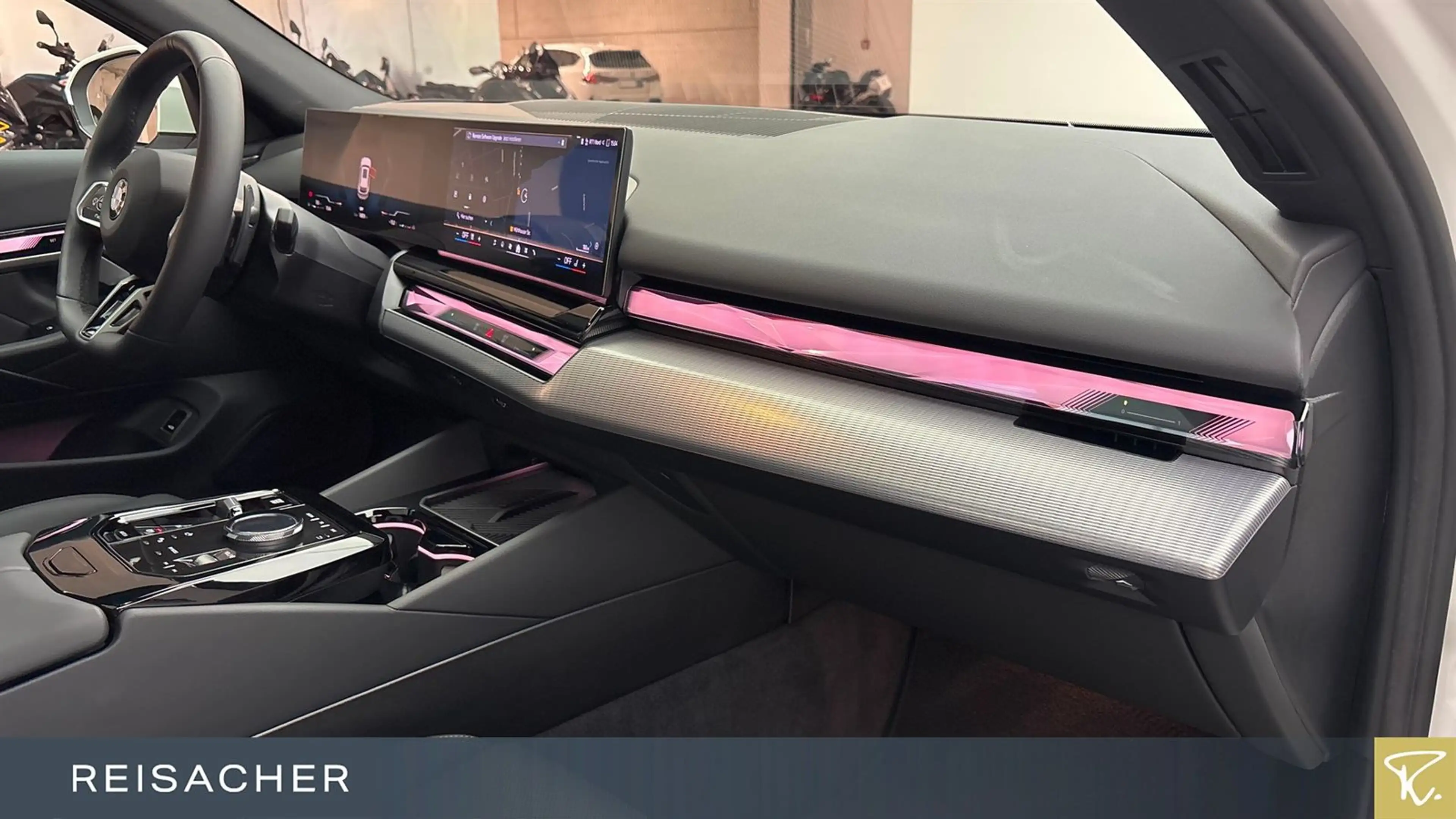 BMW 540 d A xDrive Tou M-Sport,Pano,AHK,DAProf,Autom — photo 14