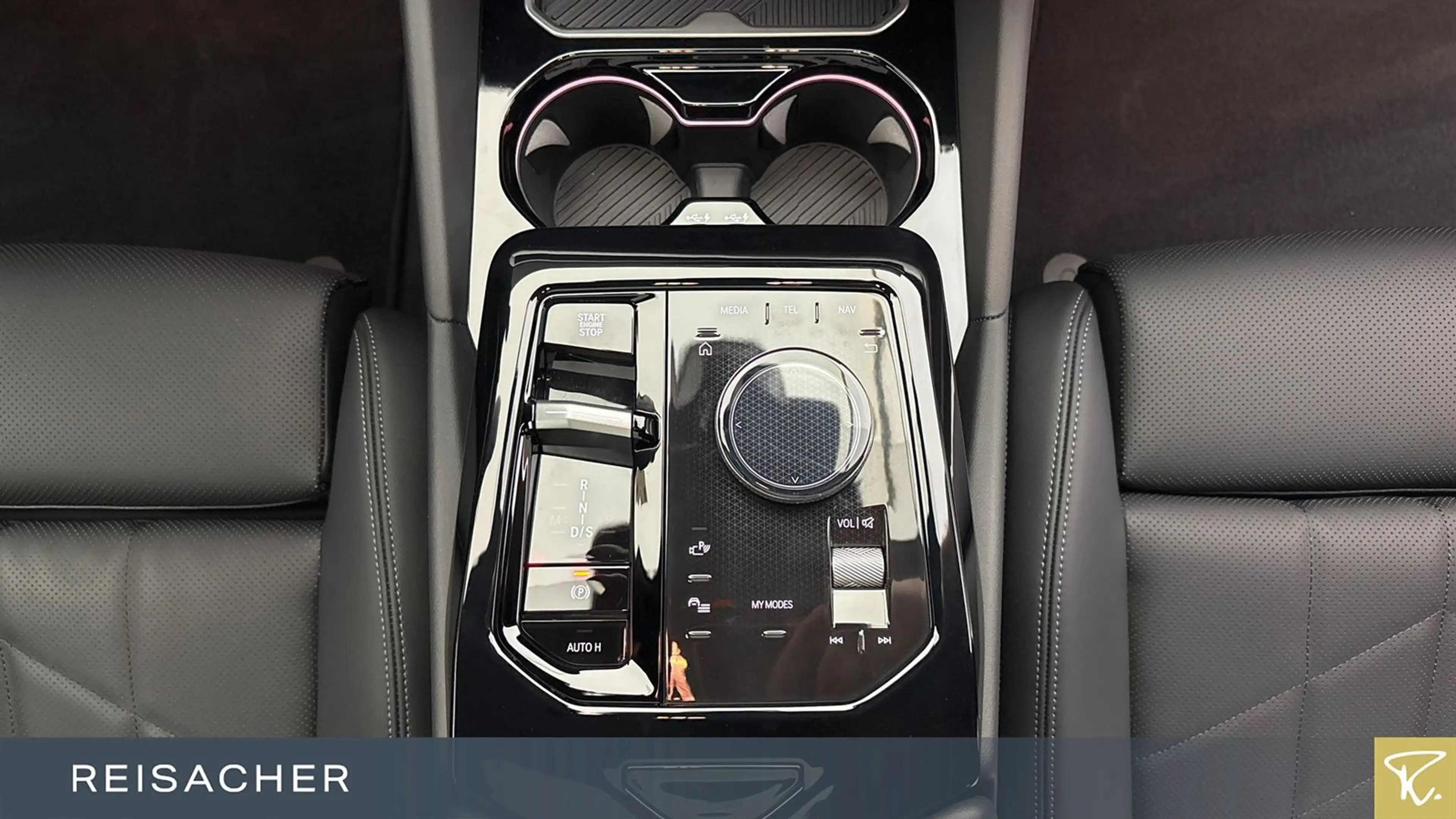 BMW 540 d A xDrive Tou M-Sport,Pano,AHK,DAProf,Autom — photo 11