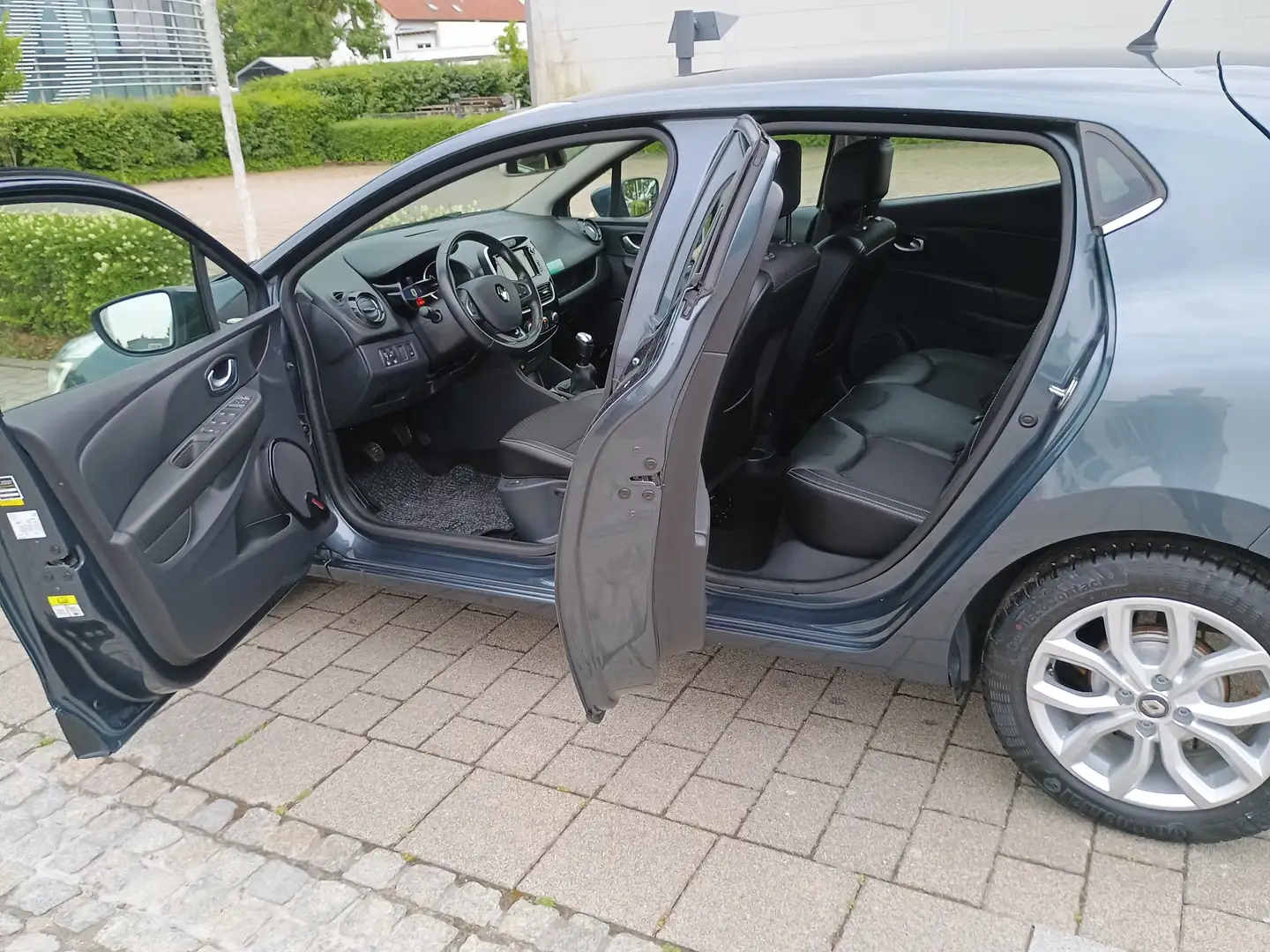 Renault Clio Energy TCe 90 Start/40 Tkm/Navi/Sitzhzg/Alu/1.Hd Grigio - 2