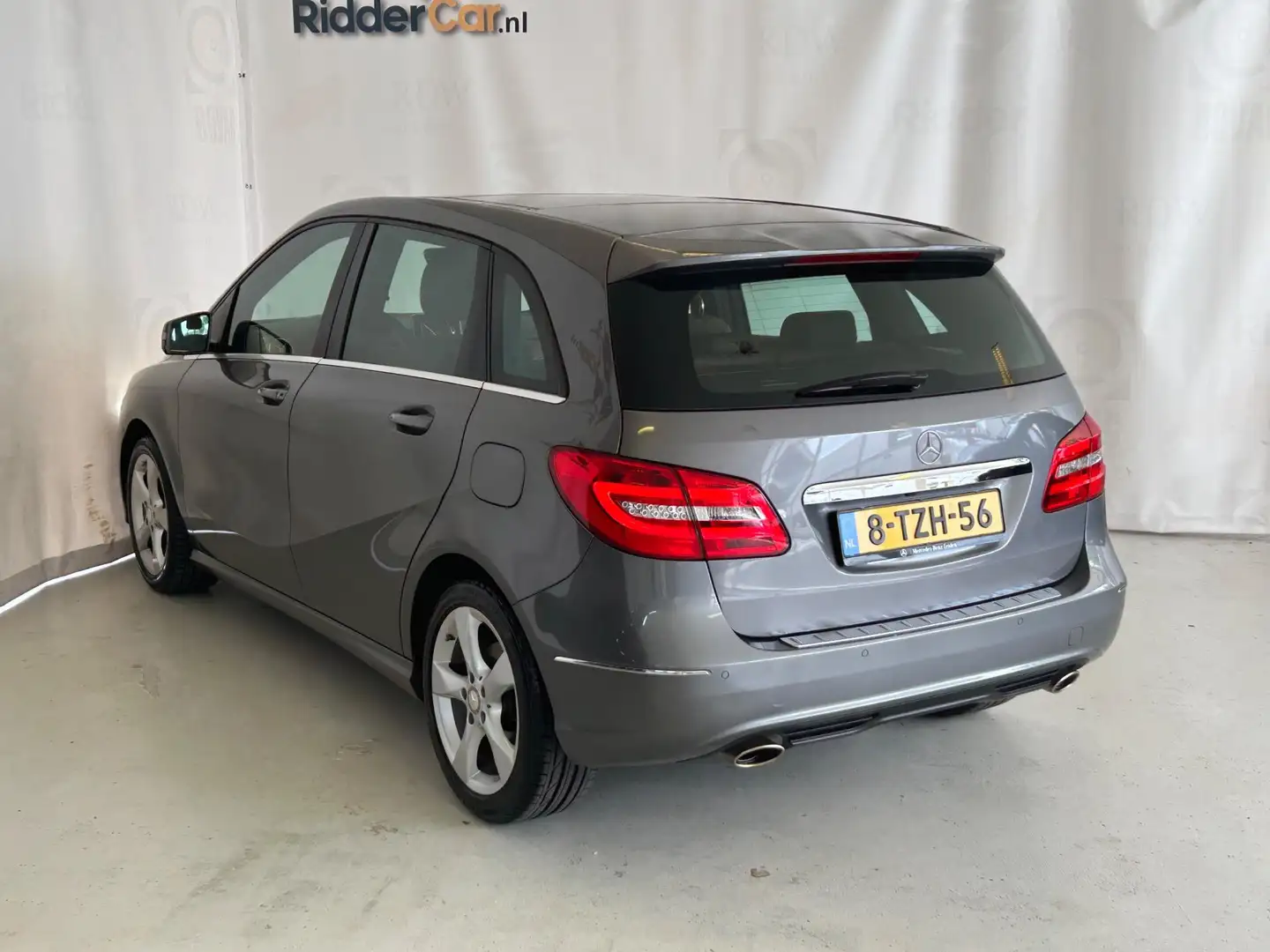 Mercedes-Benz B 200 Ambition AMG line|GARANTIE|AUTOMAAT|PANO|LEDER|NAV Gris - 2
