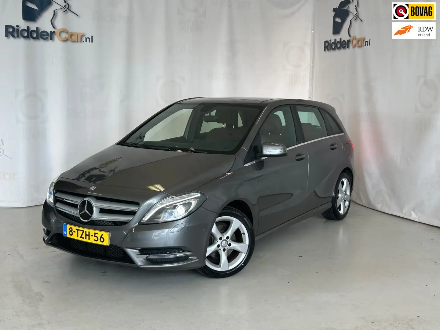 Mercedes-Benz B 200 Ambition AMG line|GARANTIE|AUTOMAAT|PANO|LEDER|NAV Gris - 1