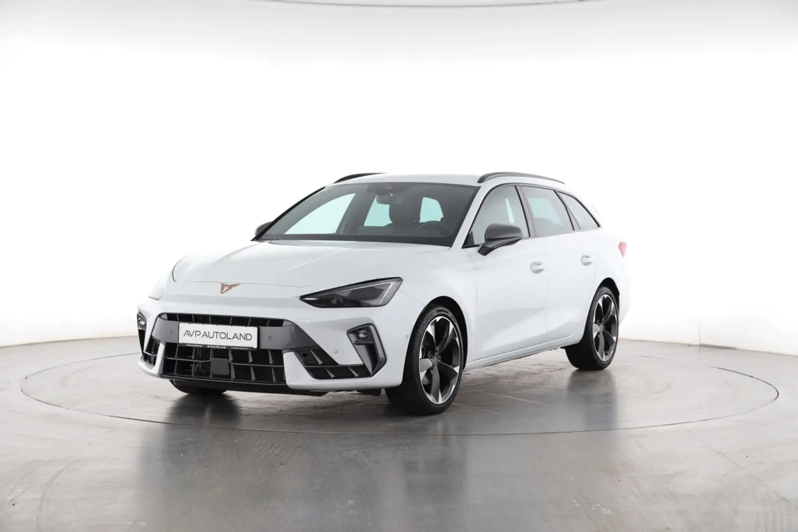 CUPRA Leon Sportstourer 1.5 eTSI DSG Facelift | NAVI | ACC | Weiß - 2