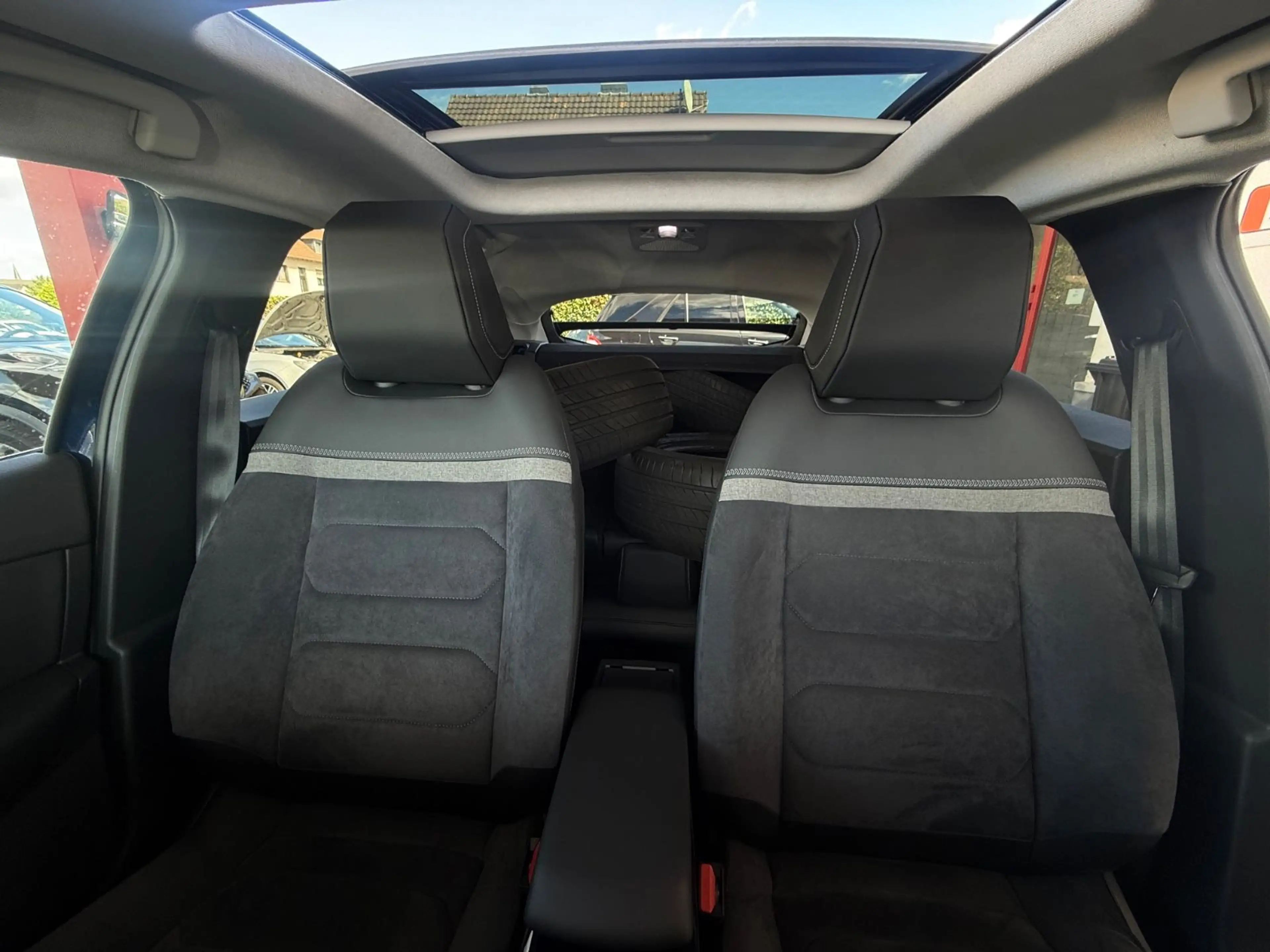 Citroen C4 Lim. Max — photo 12