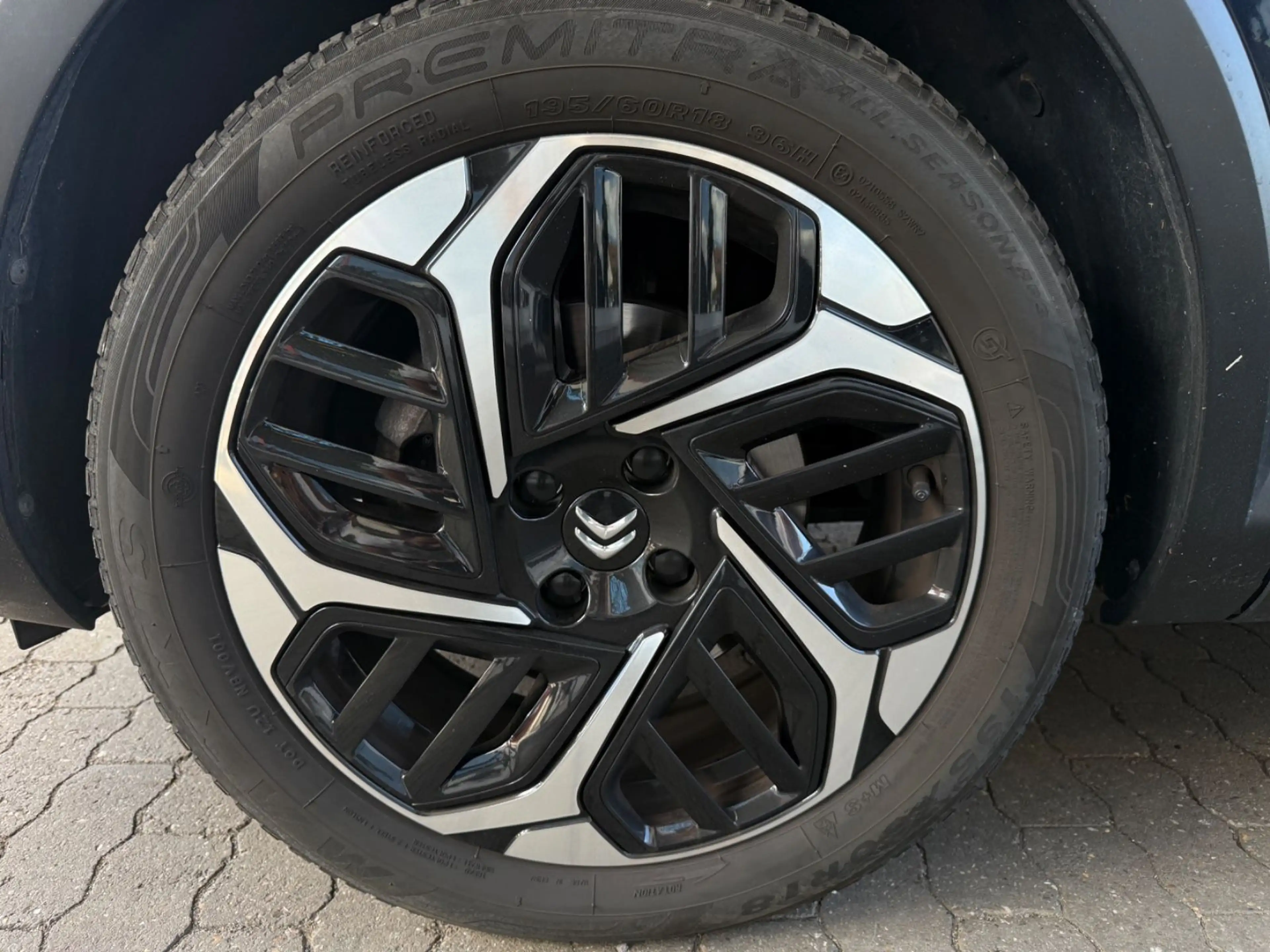 Citroen C4 Lim. Max — photo 8