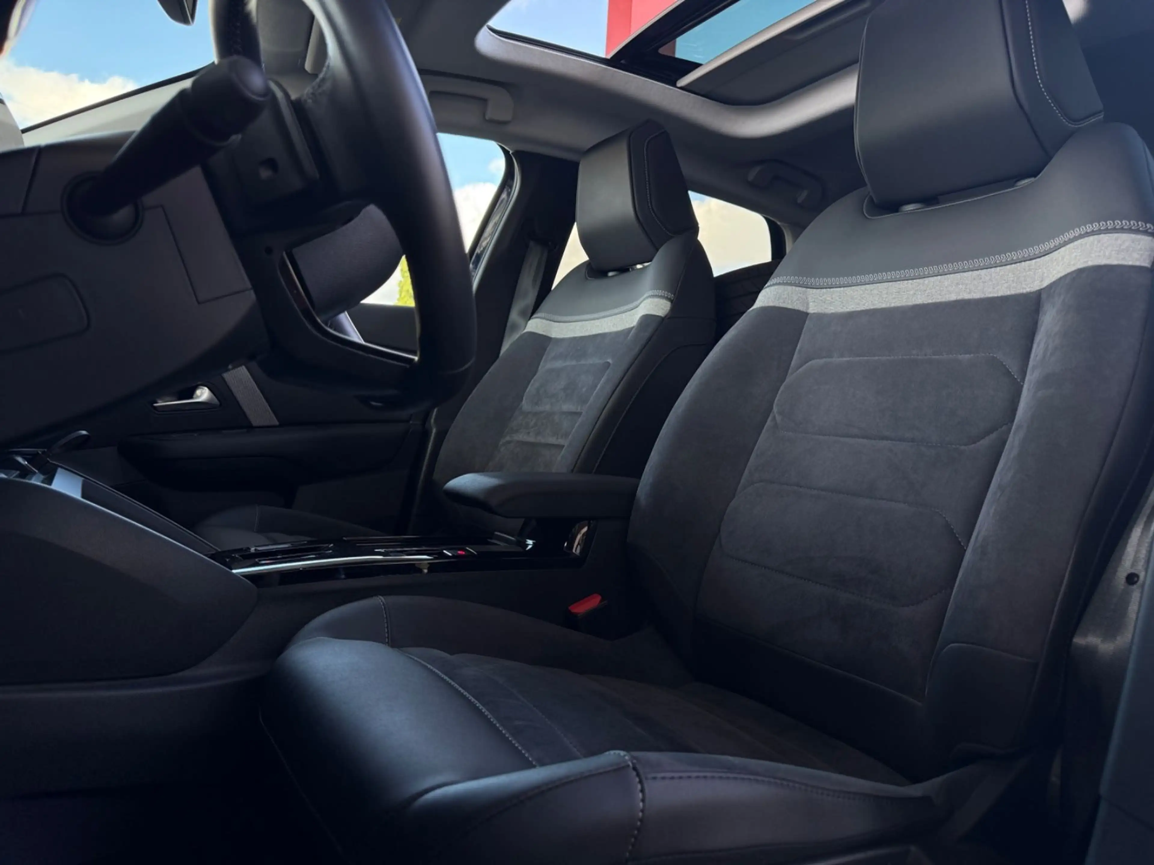 Citroen C4 Lim. Max — photo 13