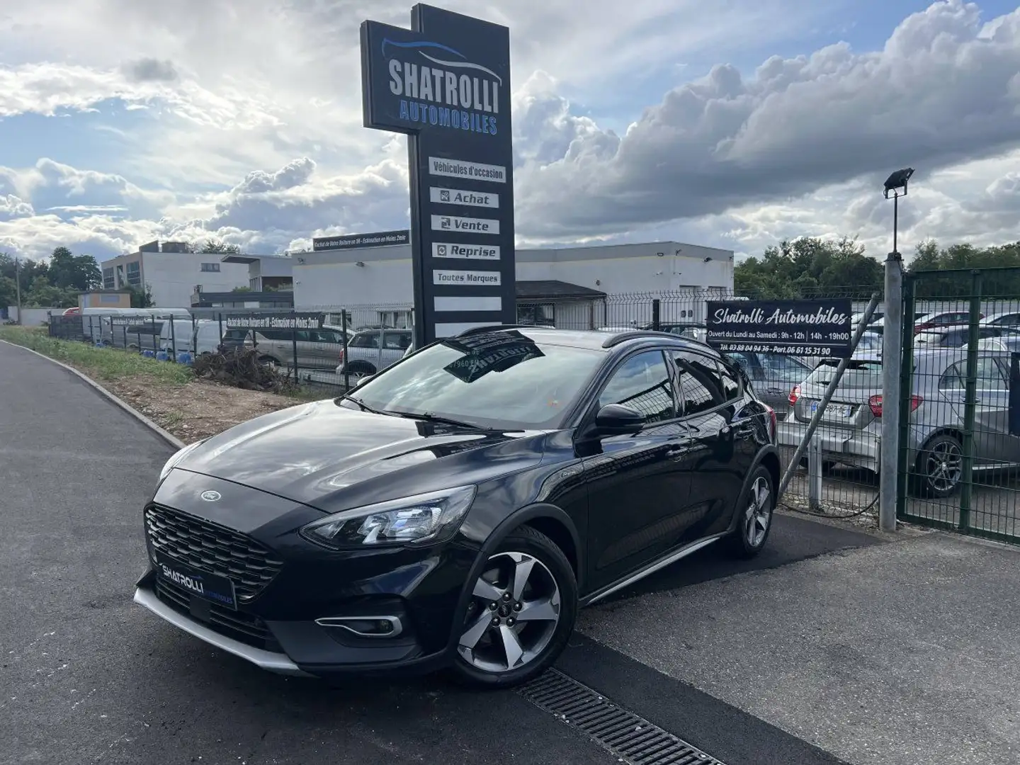 Ford Focus 1.5 EcoBlue 120ch BVA 1erMain GPS Caméra Carplay T Noir - 1
