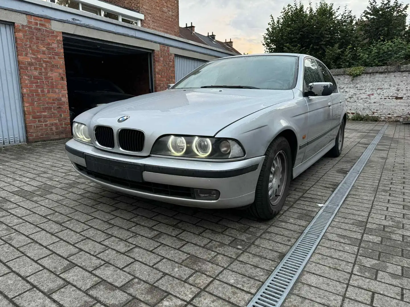 BMW 525 525td touring Executive - 1