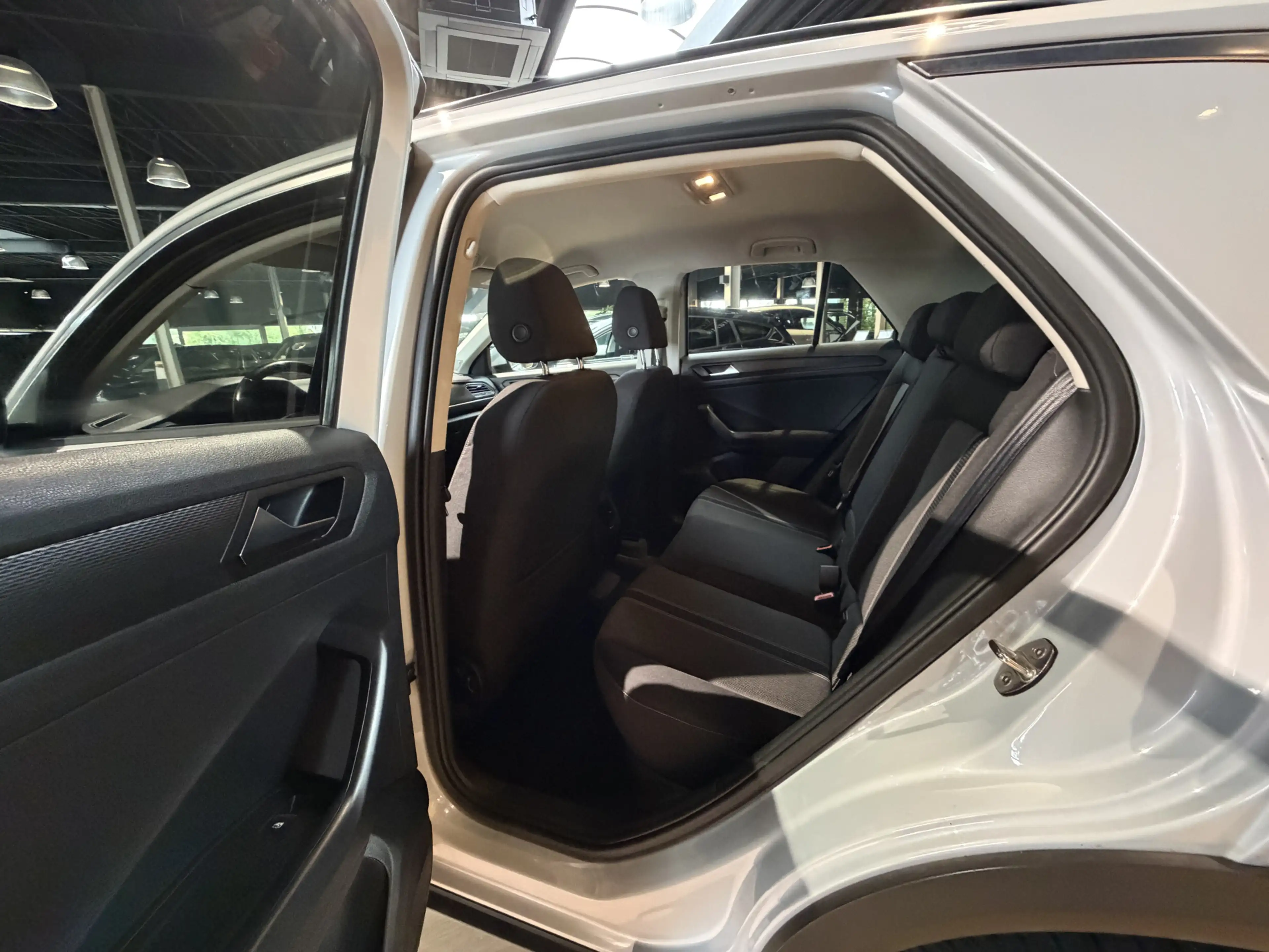 Volkswagen T-Roc 1.0 TSI Style NAVIGATIE | SUPER MOOIE AUTO OM TE Z — photo 12