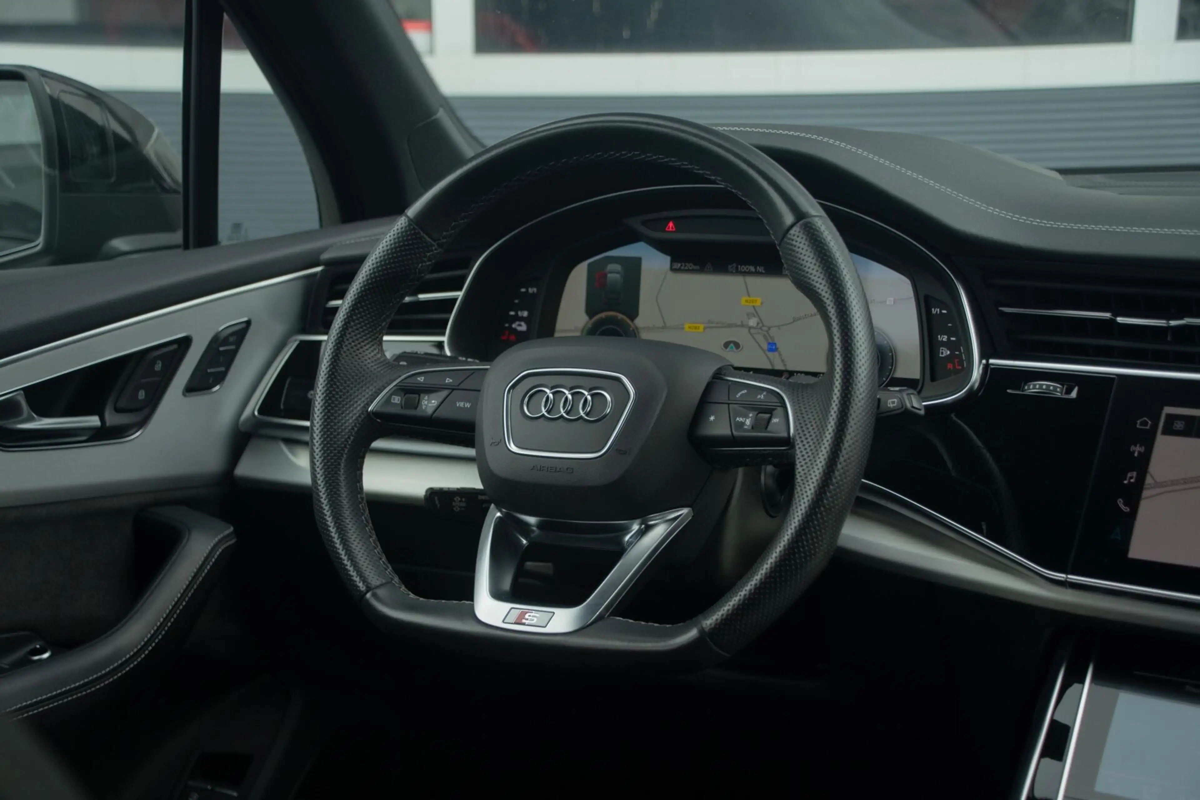 Audi Q7 55 TFSIe quattro Pro S-line|DAB|HUD|sfeerverlichti — photo 8