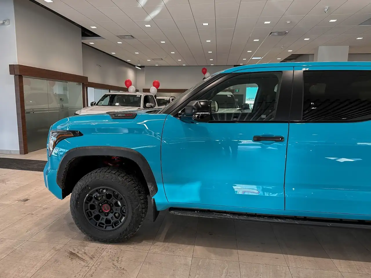 Toyota Tundra снимка Toyota Tundra