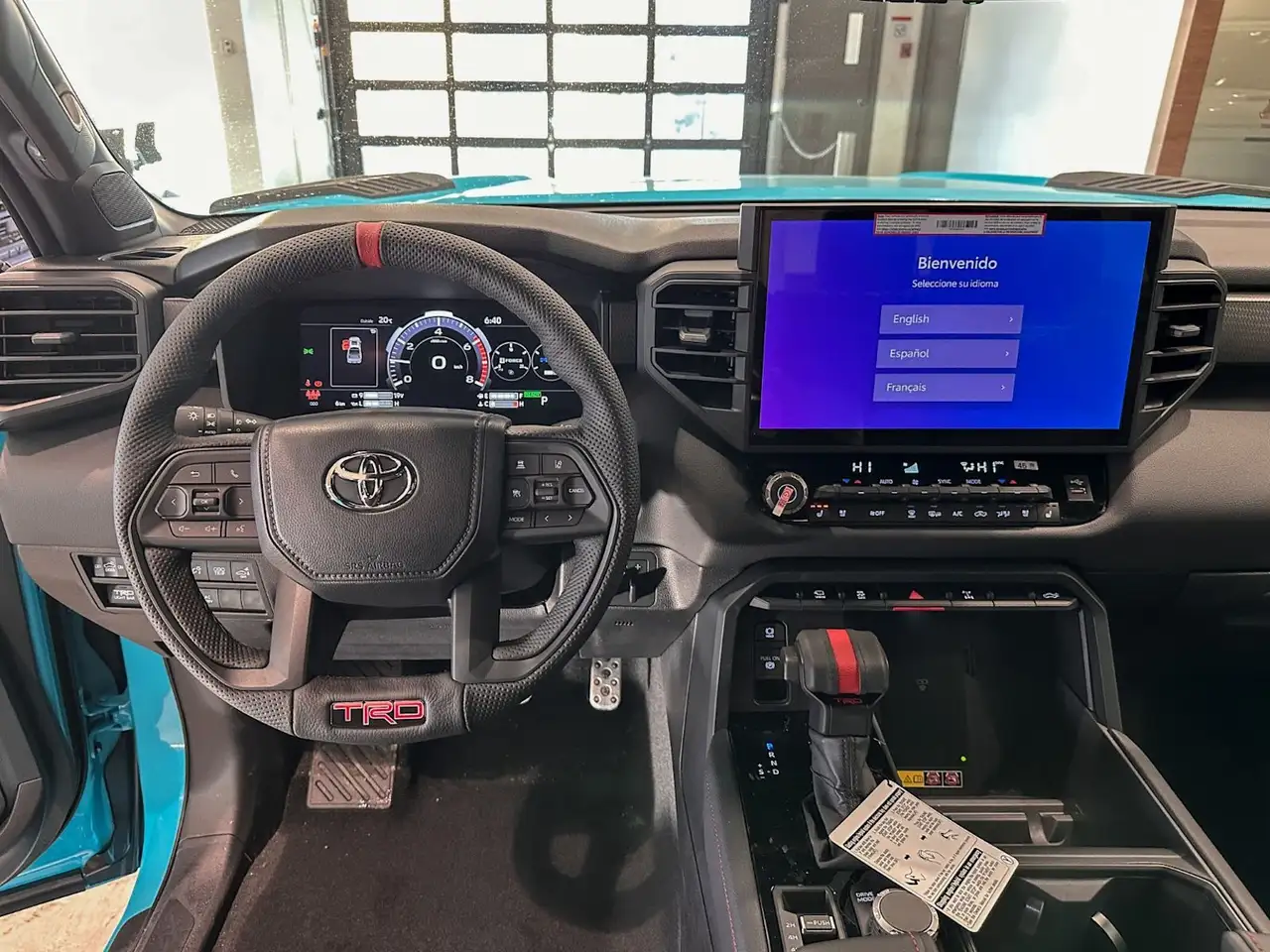 Toyota Tundra снимка Toyota Tundra