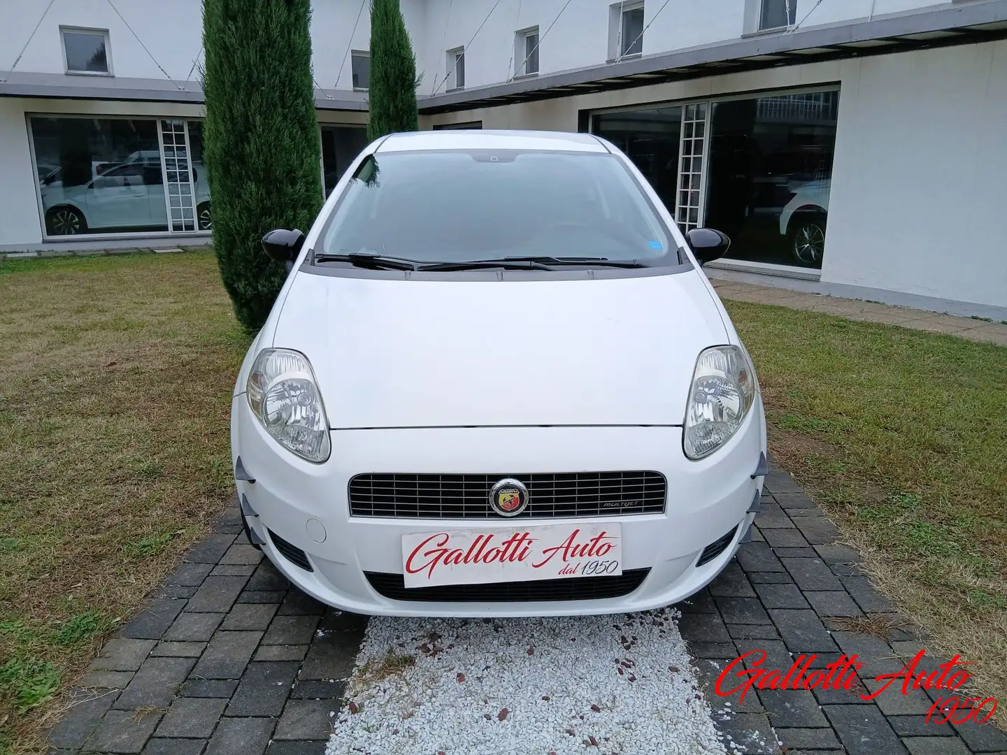Fiat Grande Punto 1.3 MJT 75 CV 3 porte Bianco - 2