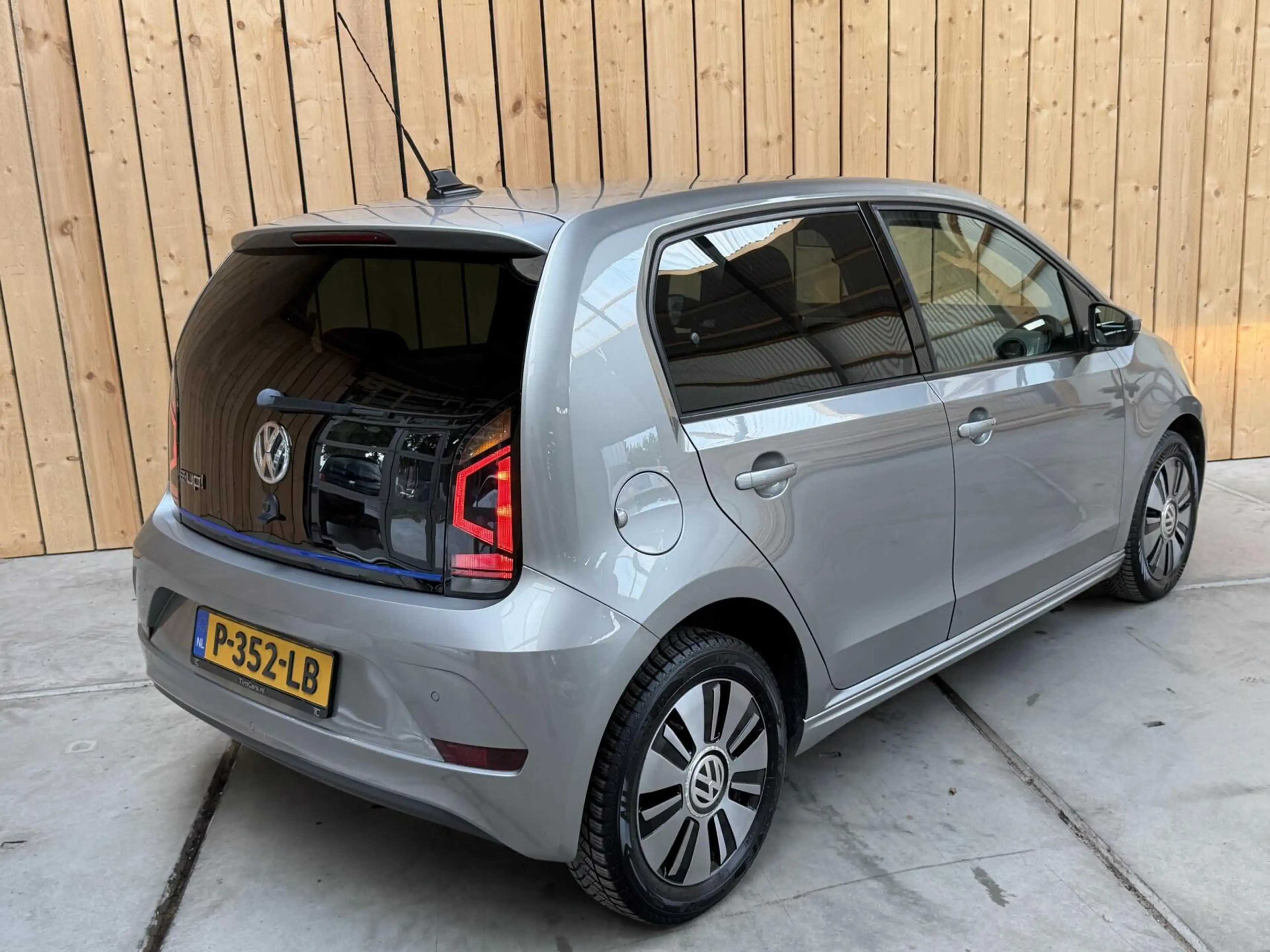 Volkswagen e-up! SoH 82,82% Climate & cruise control | Extra Getint — photo 2