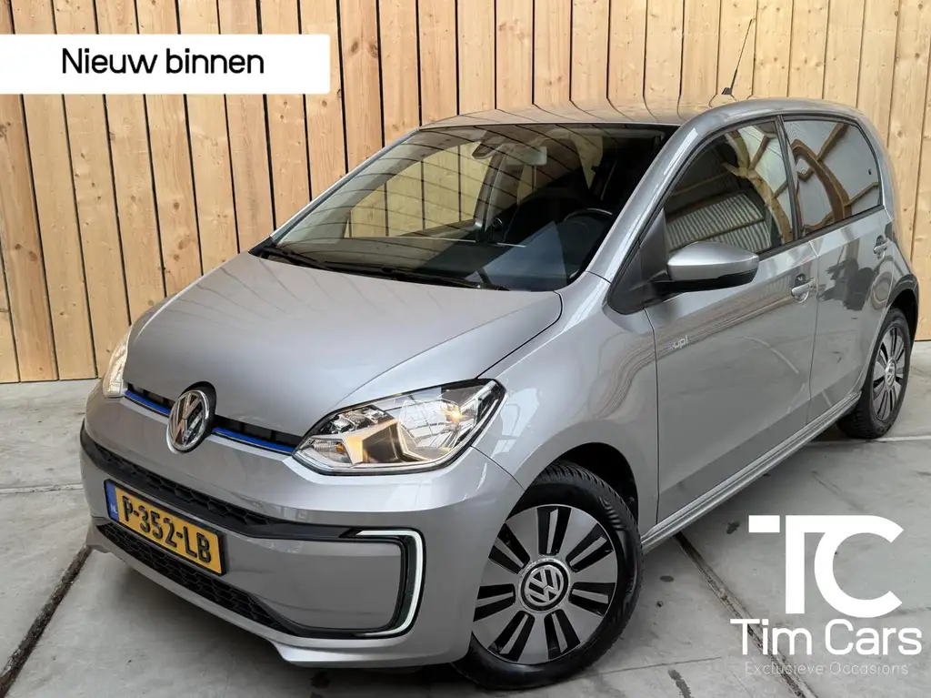 Volkswagen e-up! 2017 из Европы — купить под ключ