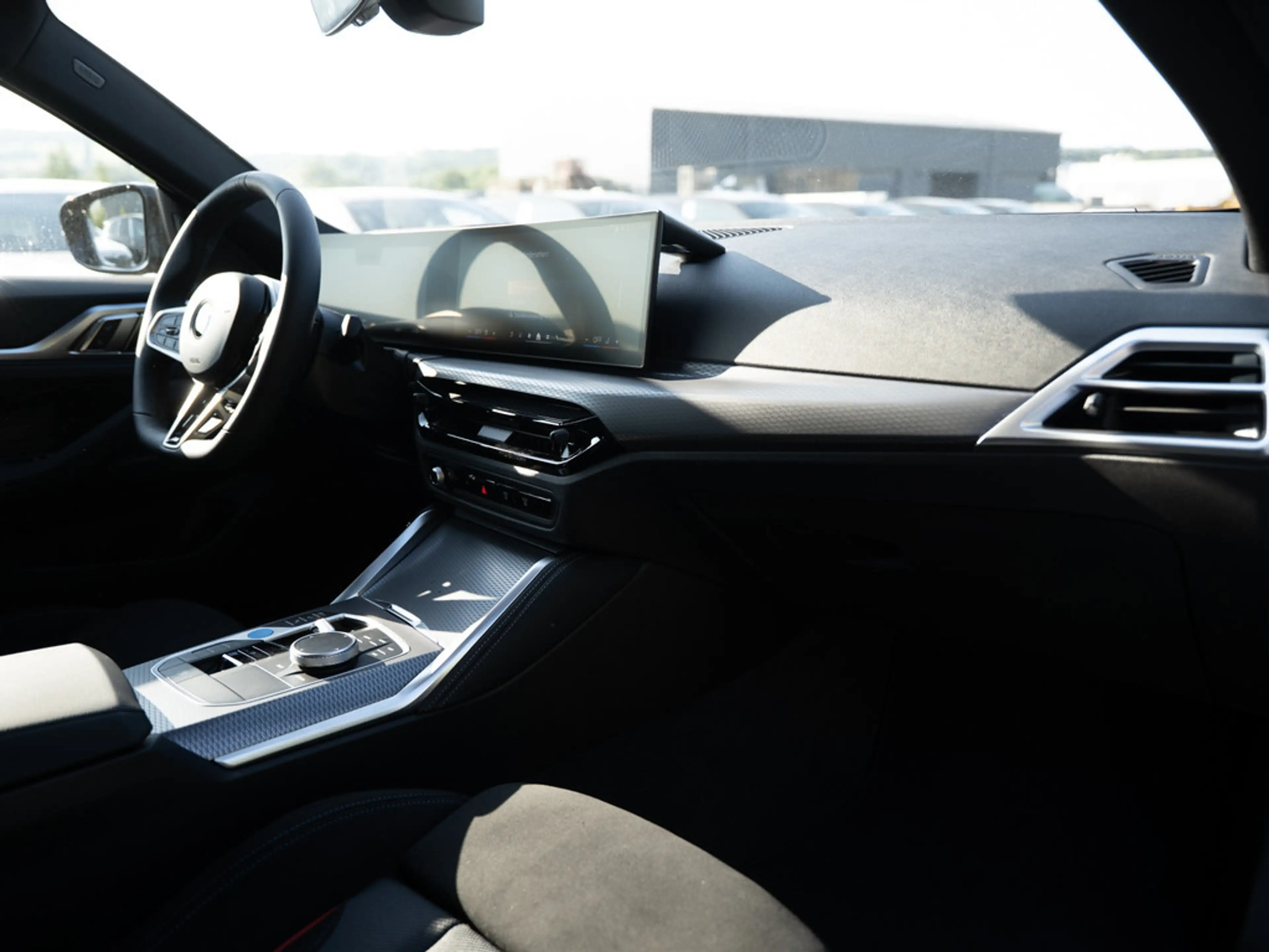 BMW i4 Gran Coupe 40 eDrive M-Sport Pro FACEL. — photo 9
