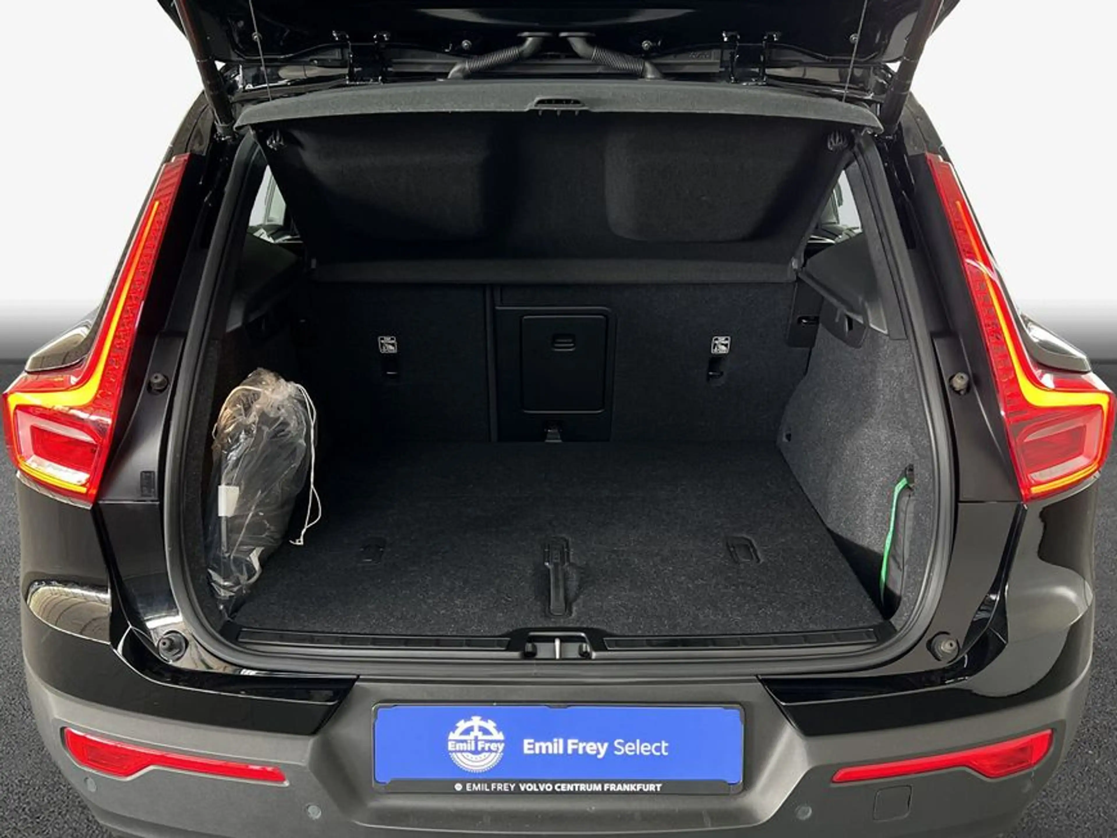 Volvo XC40 XC40 Recharge PRO Glasd 360° Voll-LED 1.Hand — photo 8