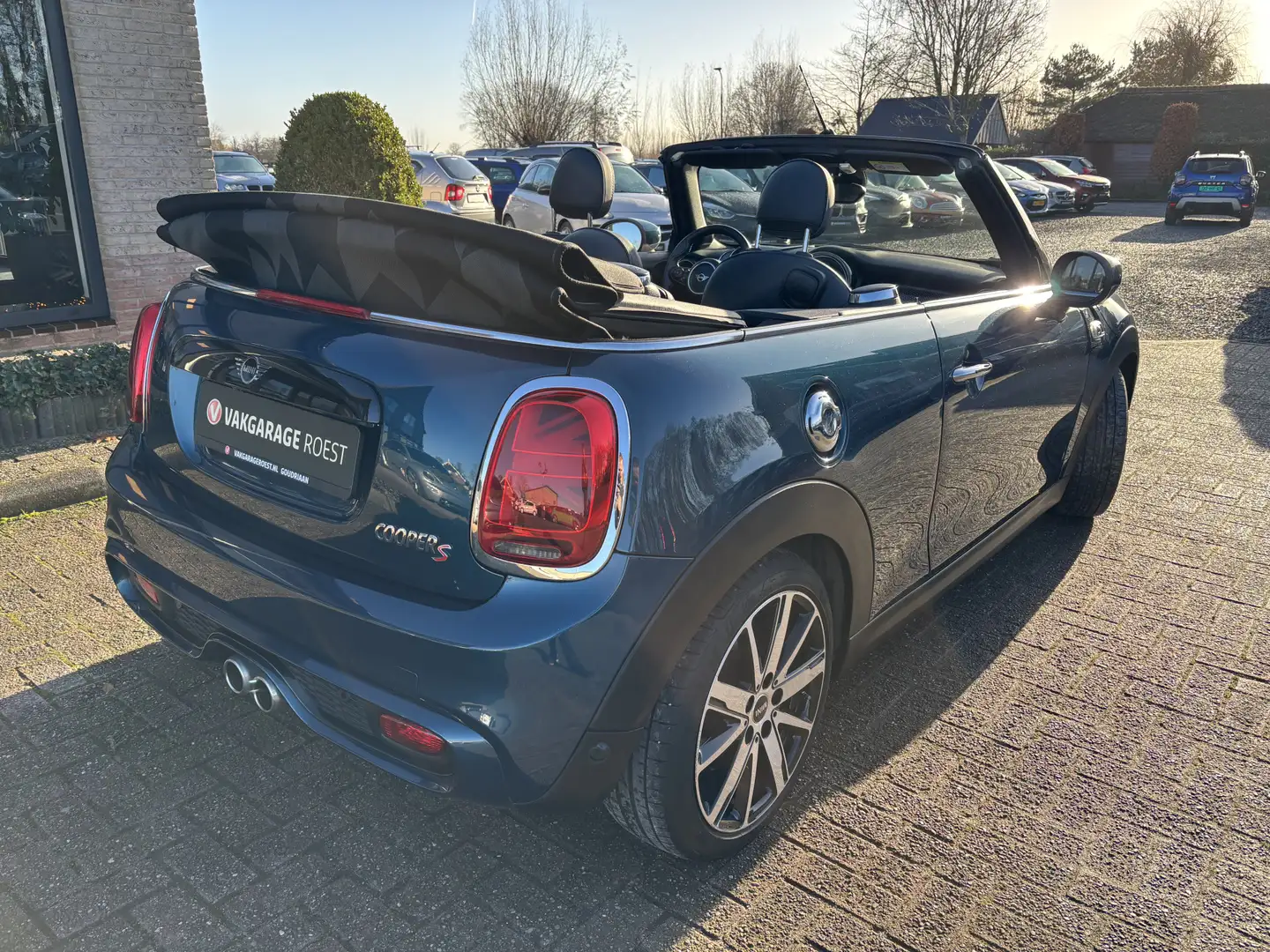 MINI Cooper S Cabrio Mini 2.0 Automaat Sidewalk Edition Carplay / Leder Blau - 2