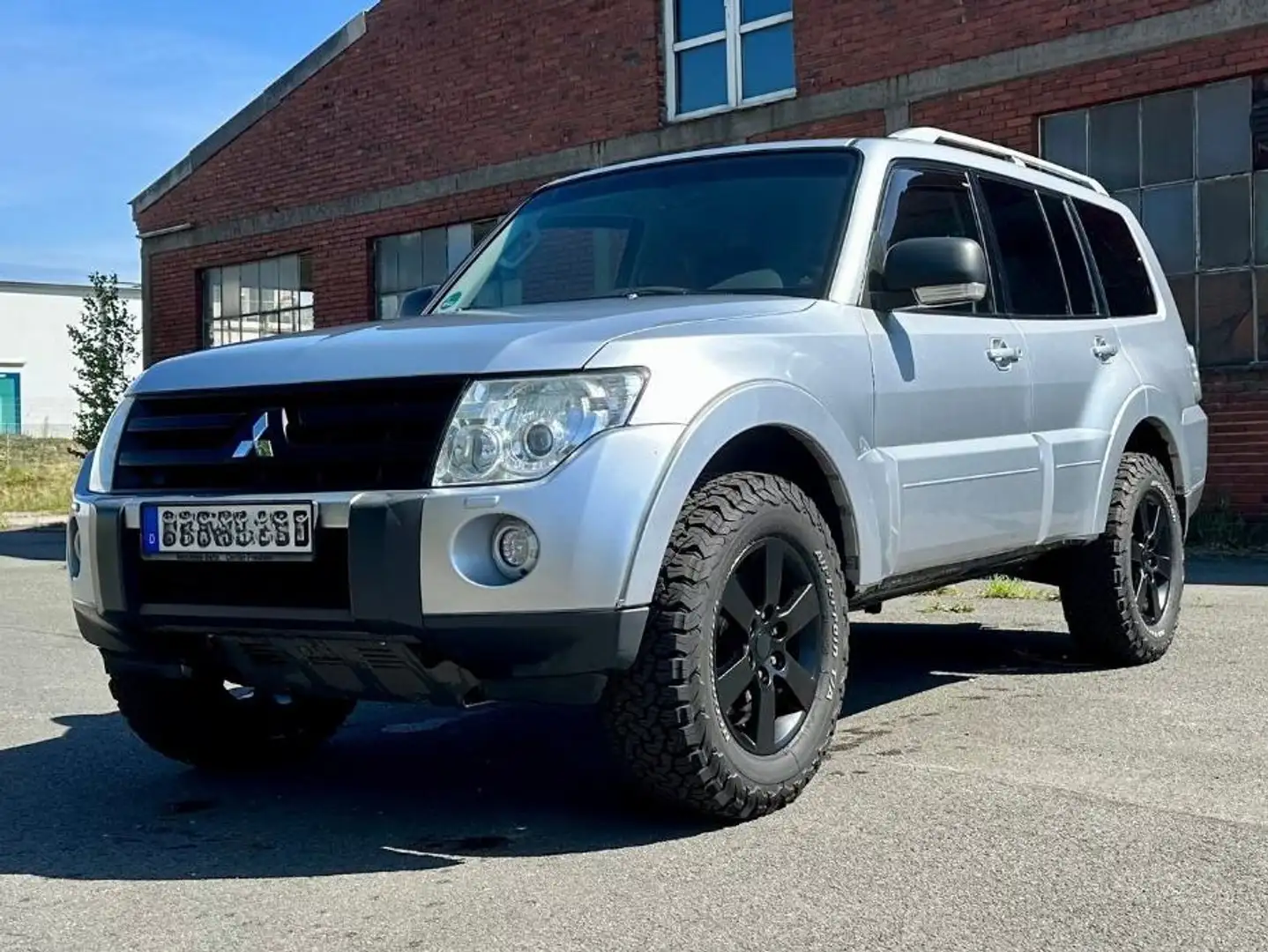 Mitsubishi Pajero Pajero Diesel  5-Türer 3.2 DI-D Automatik Argent - 1