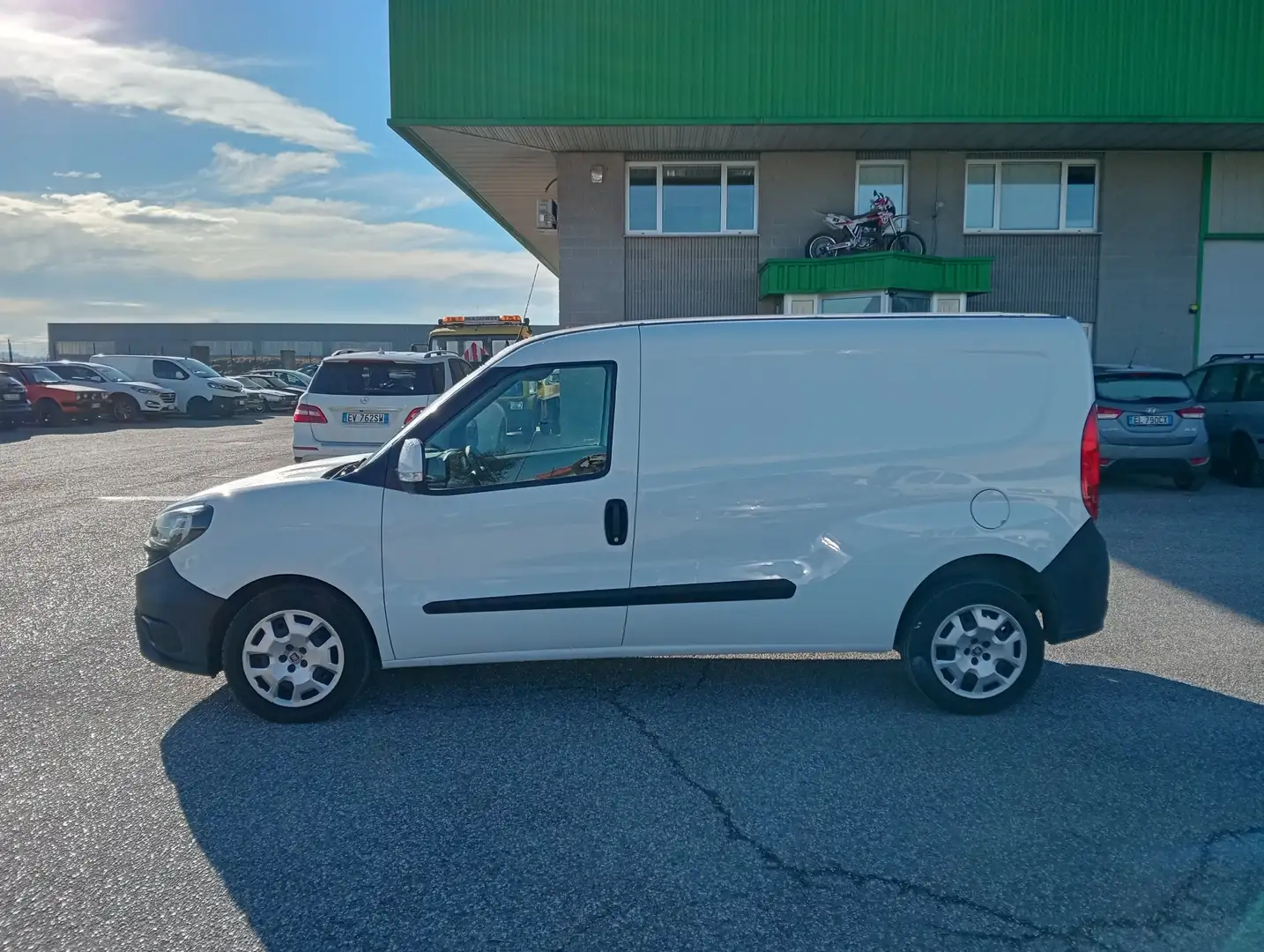 Fiat Doblo MAXI PASSO LUNGO 1.6 MJET 105cv 3 POSTI Bianco - 2