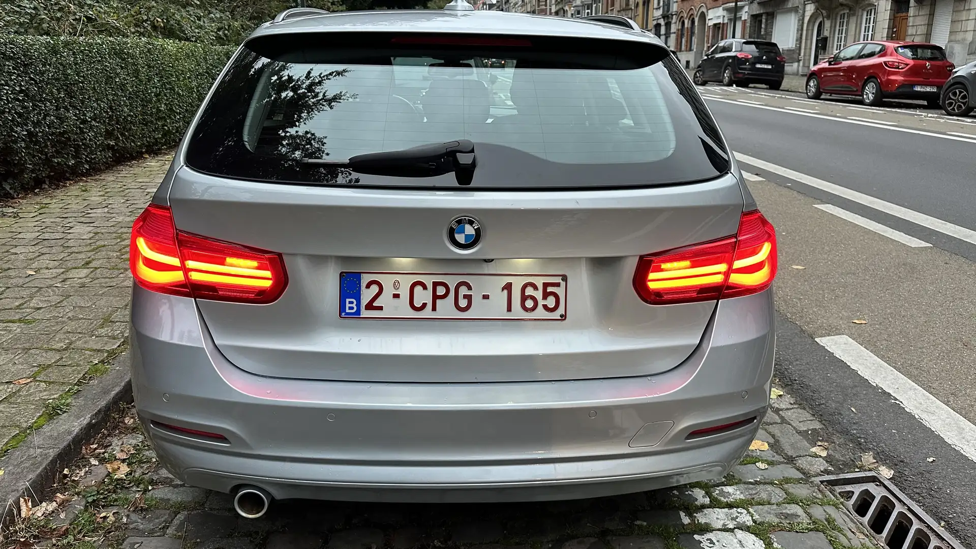 BMW 318 Touring d - 2