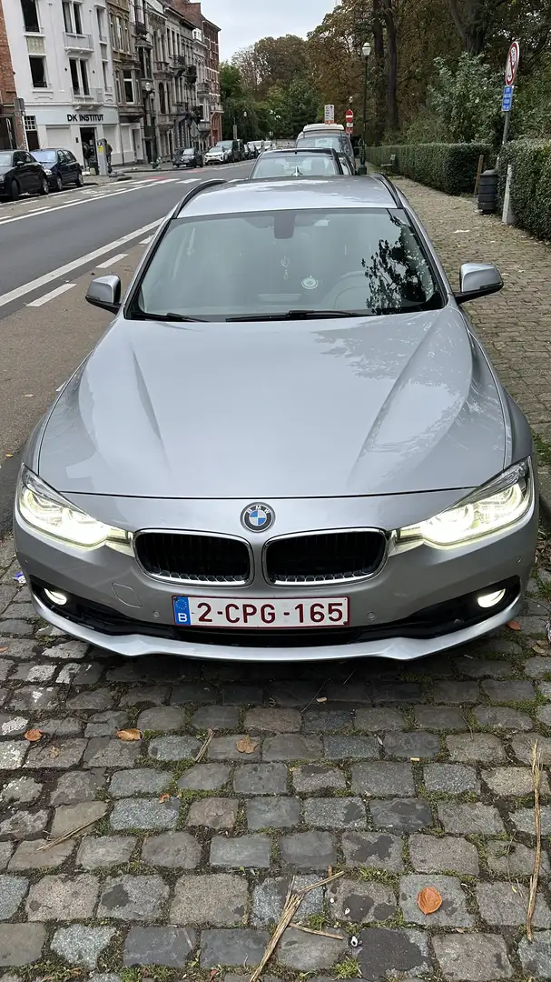 BMW 318 Touring d - 1