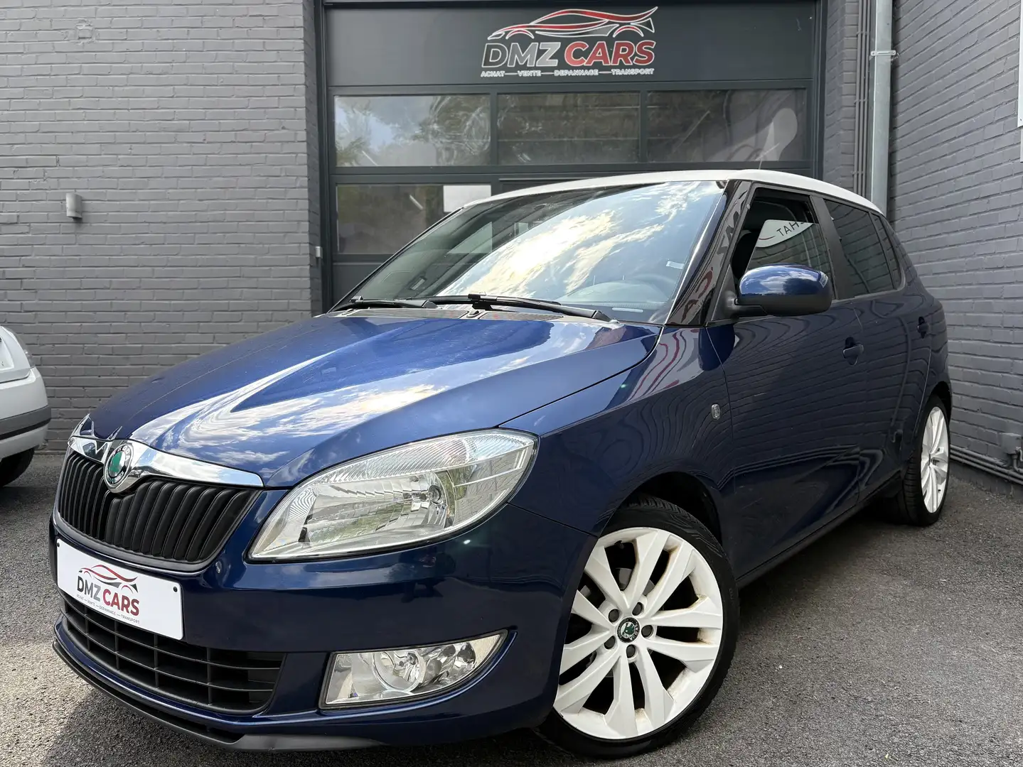 Skoda Fabia 1.2 TSI / 5 Portes / Garantie 12 Mois Azul - 2