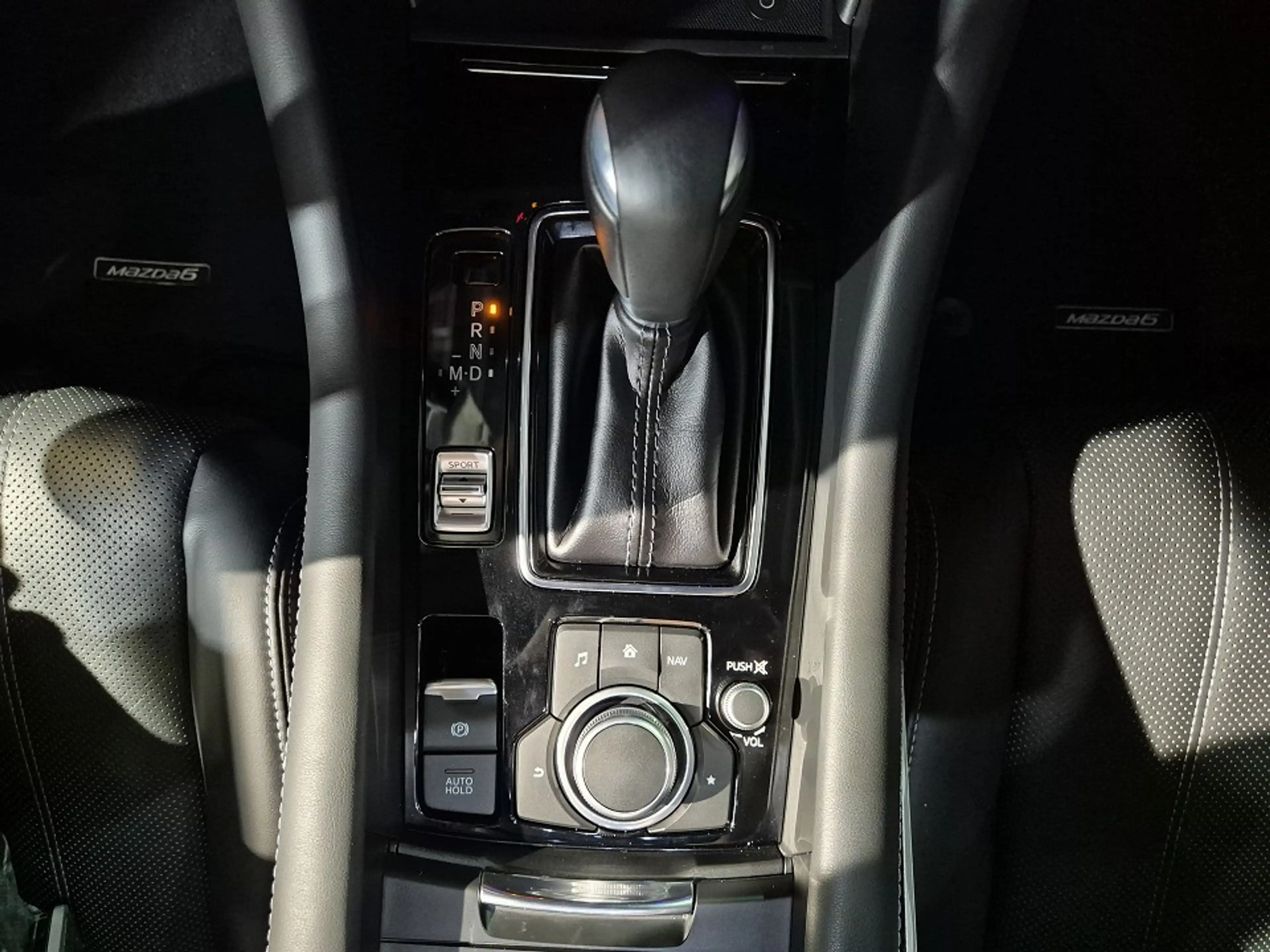 Mazda 6 Takumi Lim. G-194/6AT/FWD/GSD/Nappaleder/360 Grad — photo 12