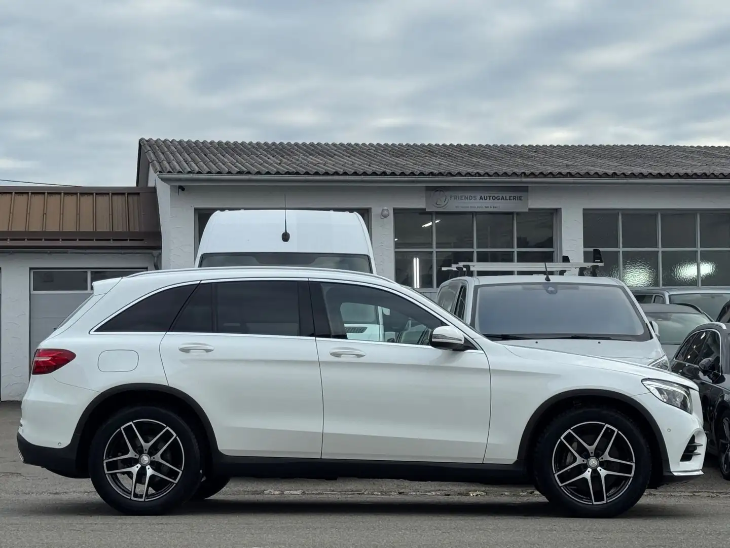 Mercedes-Benz GLC 220 d 4Matic*AHK*STANDHEIZUNG Blanc - 2