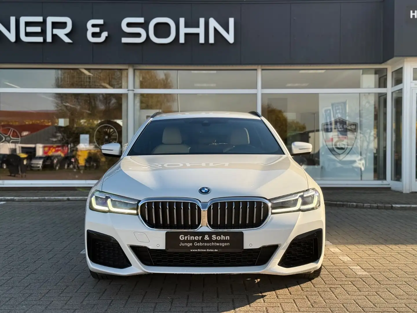 BMW 530 e M Paket,Shadow,Virtual,Leder,R-Kam.3,99% Bianco - 2