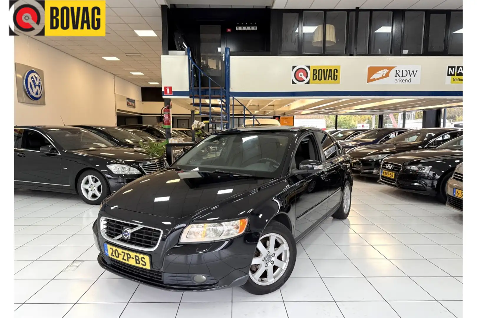 Volvo S40 1.8 Edition Bovag garantie NAP Zwart - 1