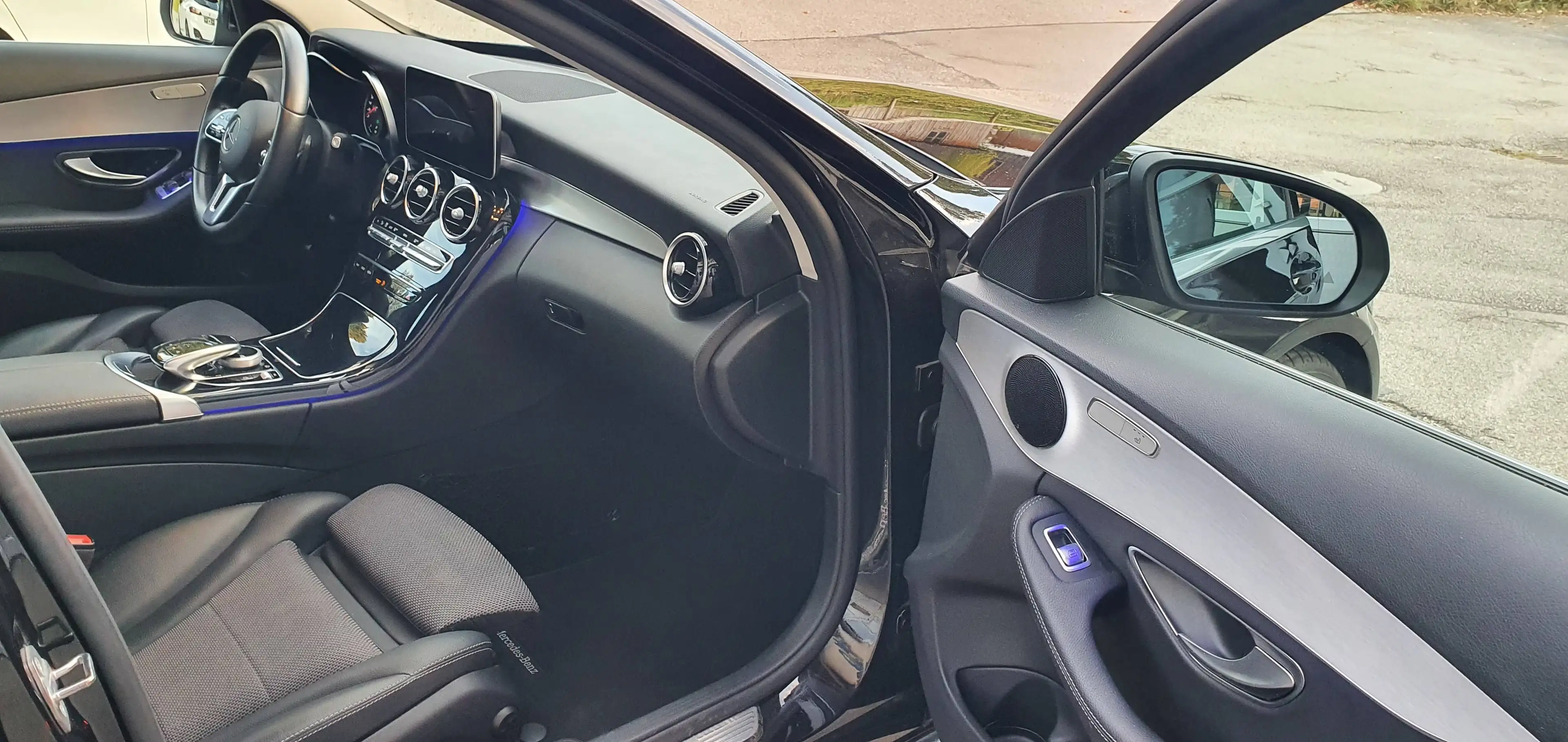 Mercedes-Benz C 300 C 300 Limousine G-Tronic Avantgarde — photo 13