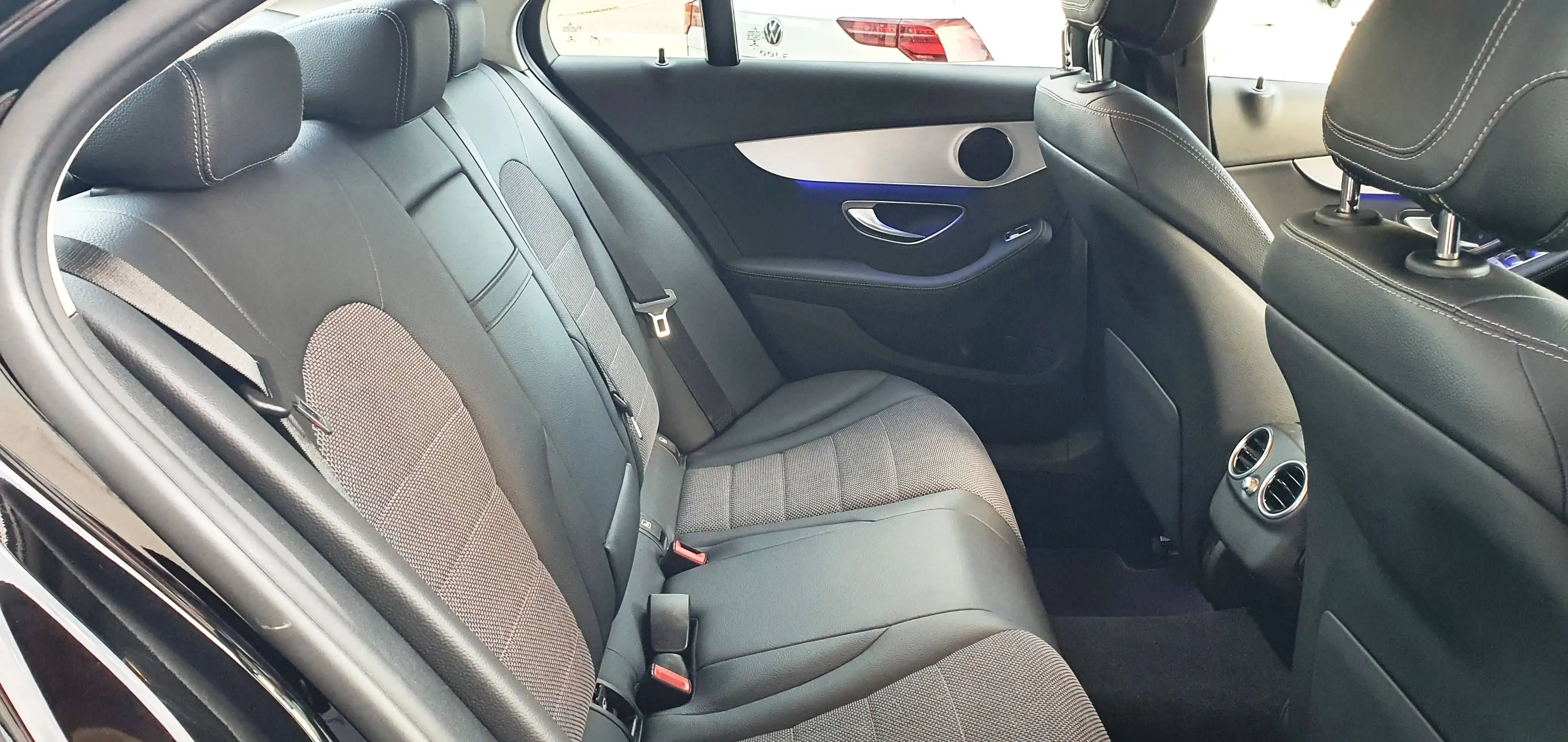 Mercedes-Benz C 300 C 300 Limousine G-Tronic Avantgarde — photo 11