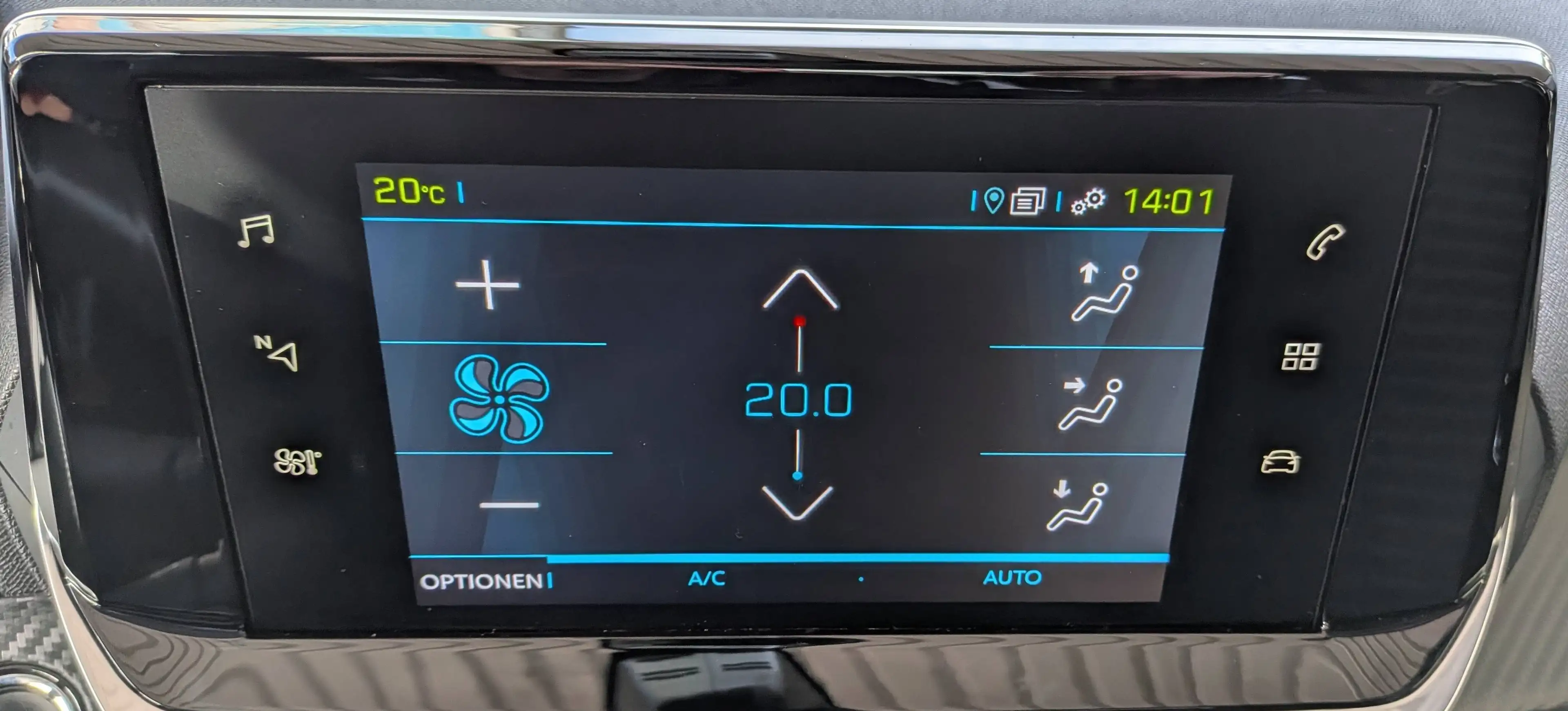 Peugeot 208 e- Active Pack — photo 14