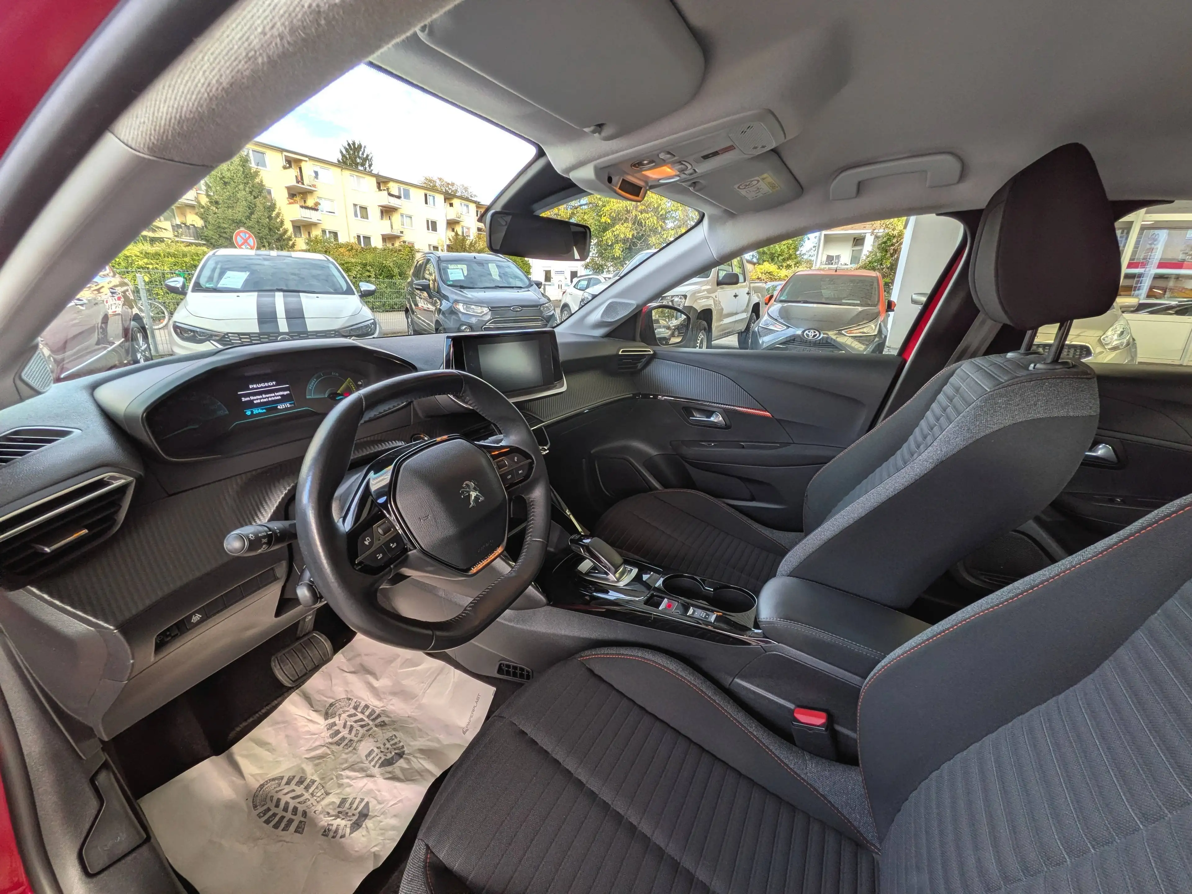 Peugeot 208 e- Active Pack — photo 7