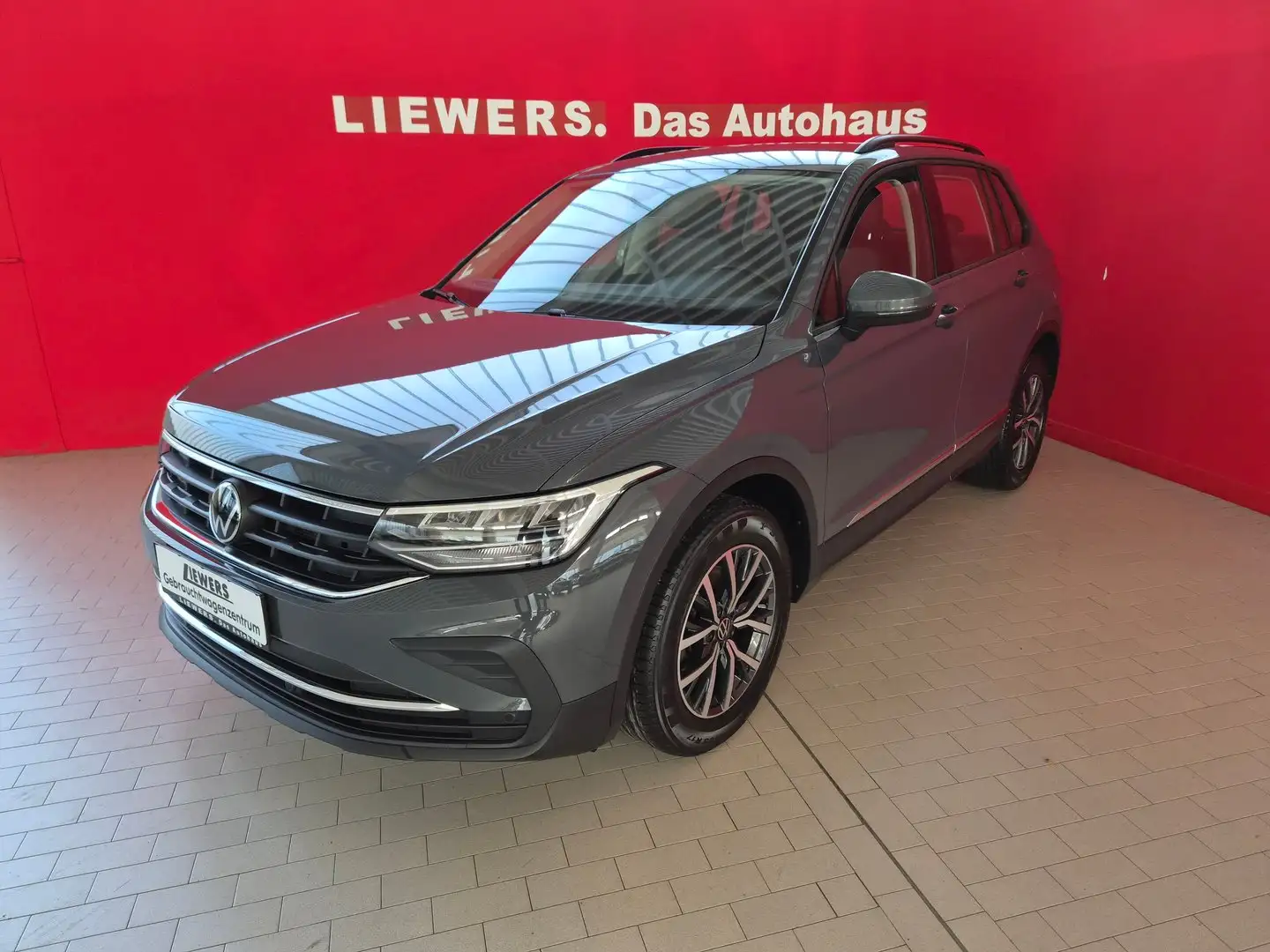 Volkswagen Tiguan Life TDI DSG Grau - 1
