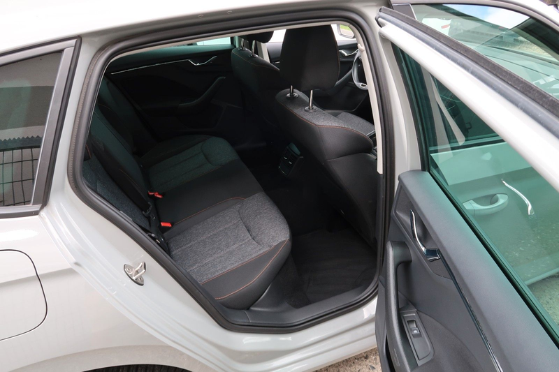 Skoda Scala Clever 1.0 TSI 2.HAND|LED|AHK|CARPLAY — photo 9