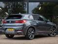 BMW X2 sDrive20i High Executive M Sport Automaat Gris - thumbnail 3