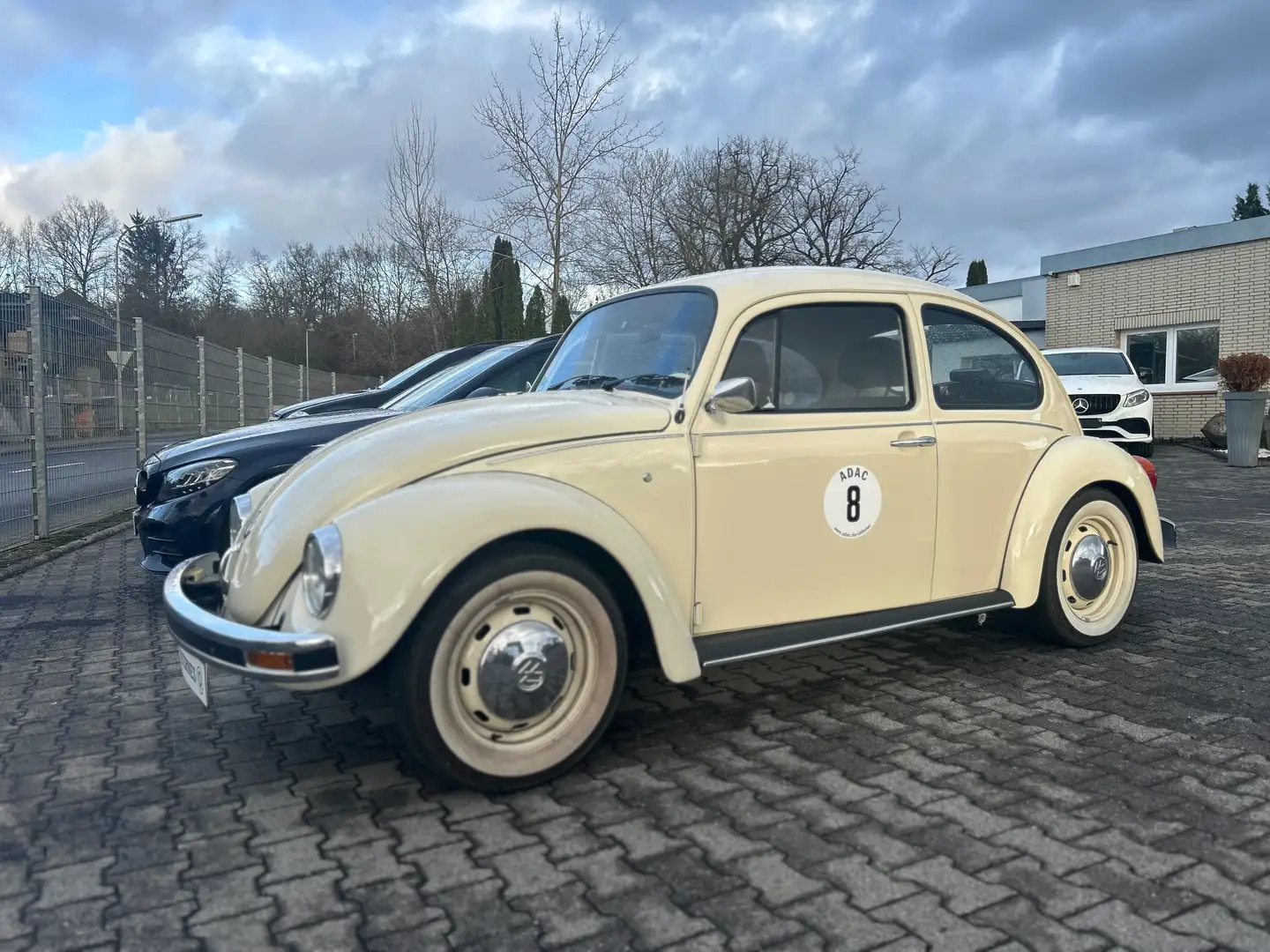 Volkswagen Käfer Ultima Edition PROF. Dr. HAHN signiert Bej - 2