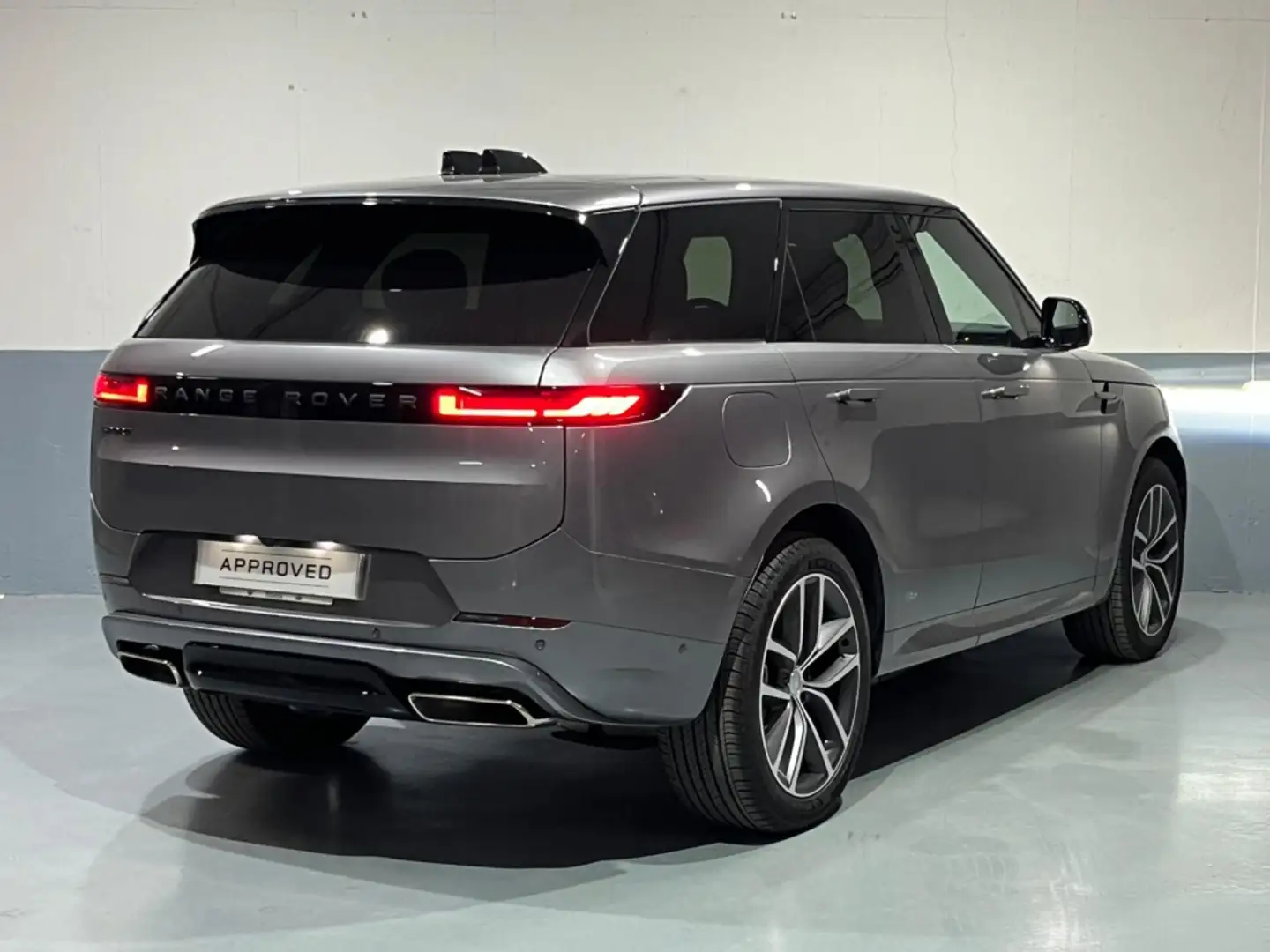Land Rover Range Rover Sport 3.0 i6 PHEV Dynamic HSE 460 Grigio - 2