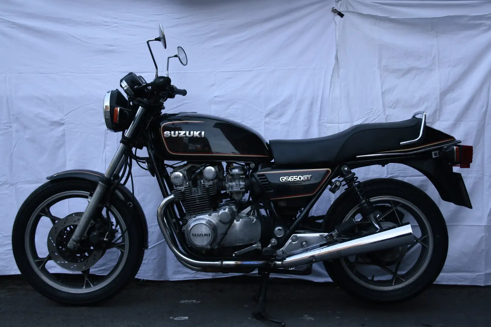 Suzuki GS 650 GT Noir - 1