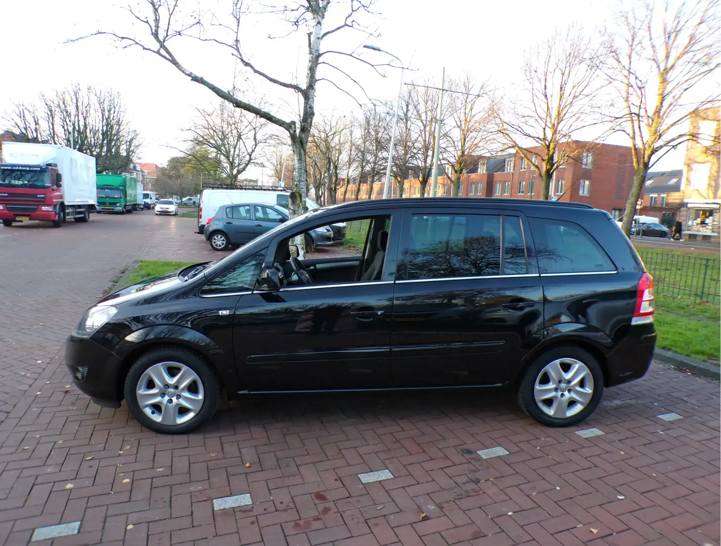 Opel Zafira 1.8 111 years Edition 7 PERSOONS Schwarz - 2