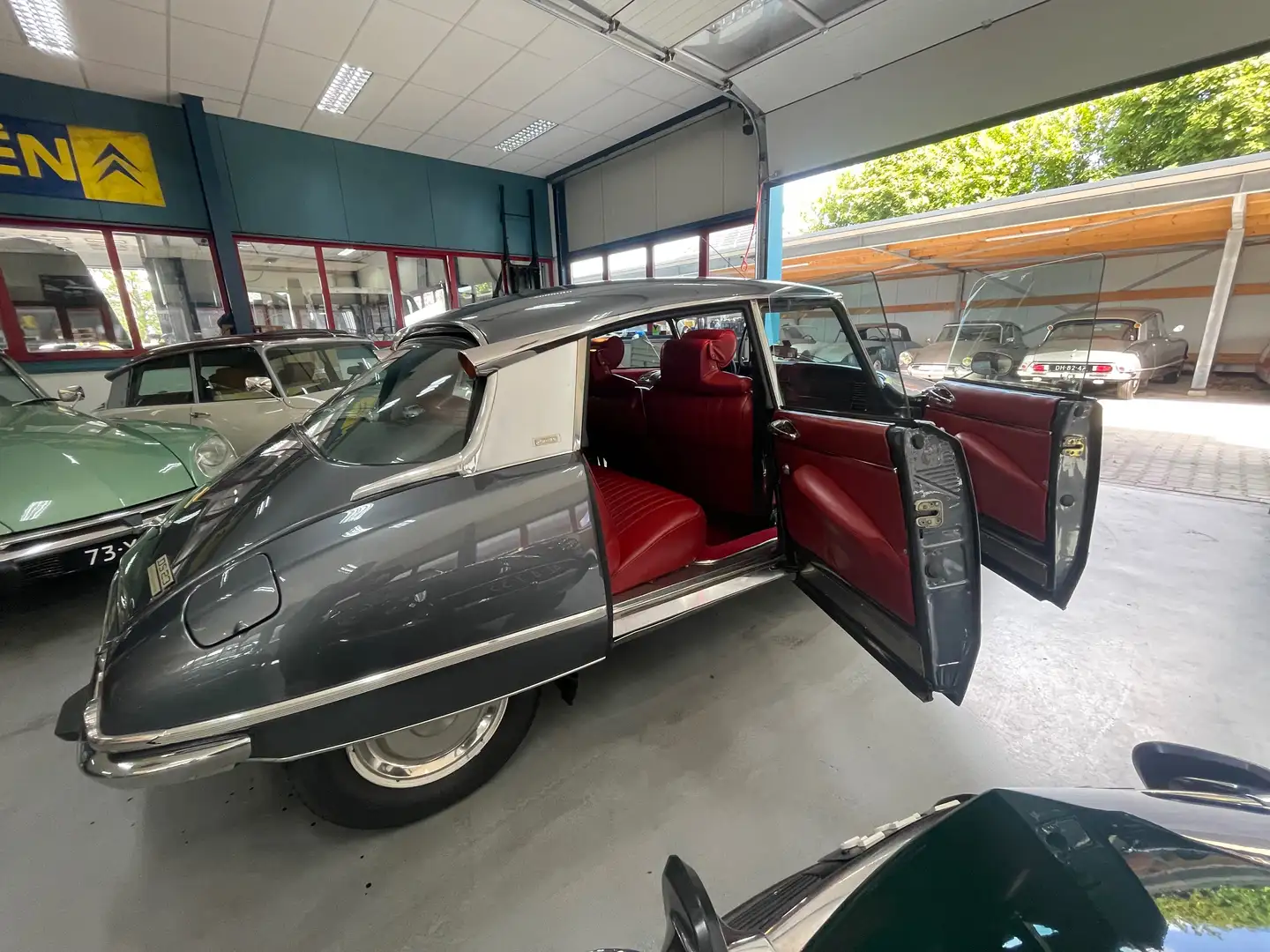 Citroen DS 23 Pallas IE Halbautomatik Grey - 1