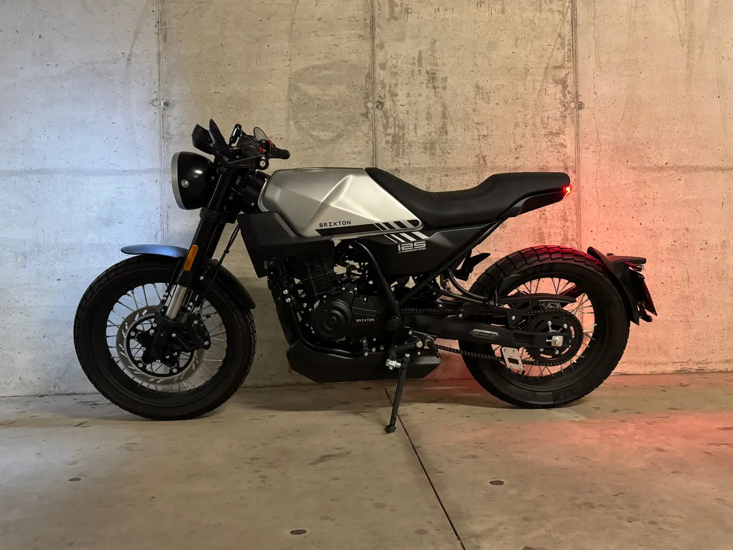 Brixton Crossfire 125 ABS Argent - 2