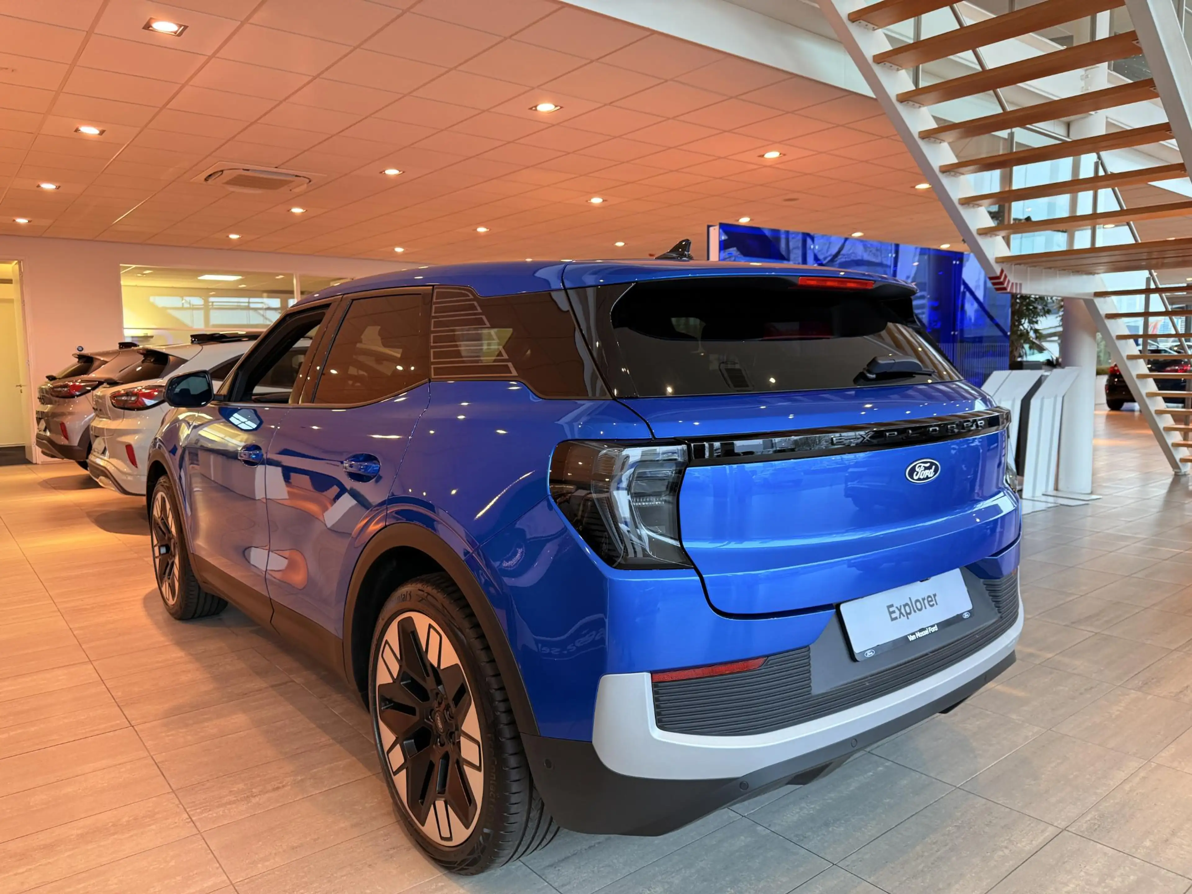 Ford Explorer Premium Extended Range RWD 77 kWh | Panodak | Memo — photo 3
