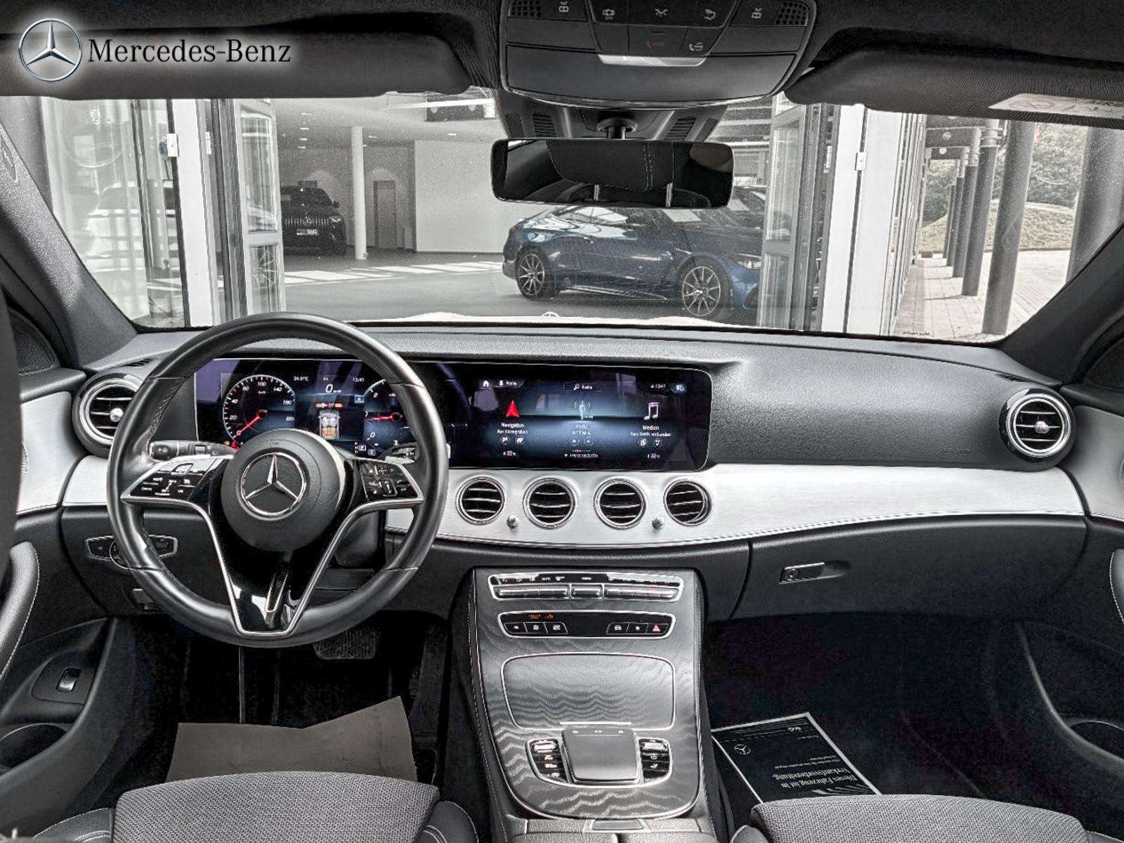 Mercedes-Benz E 220