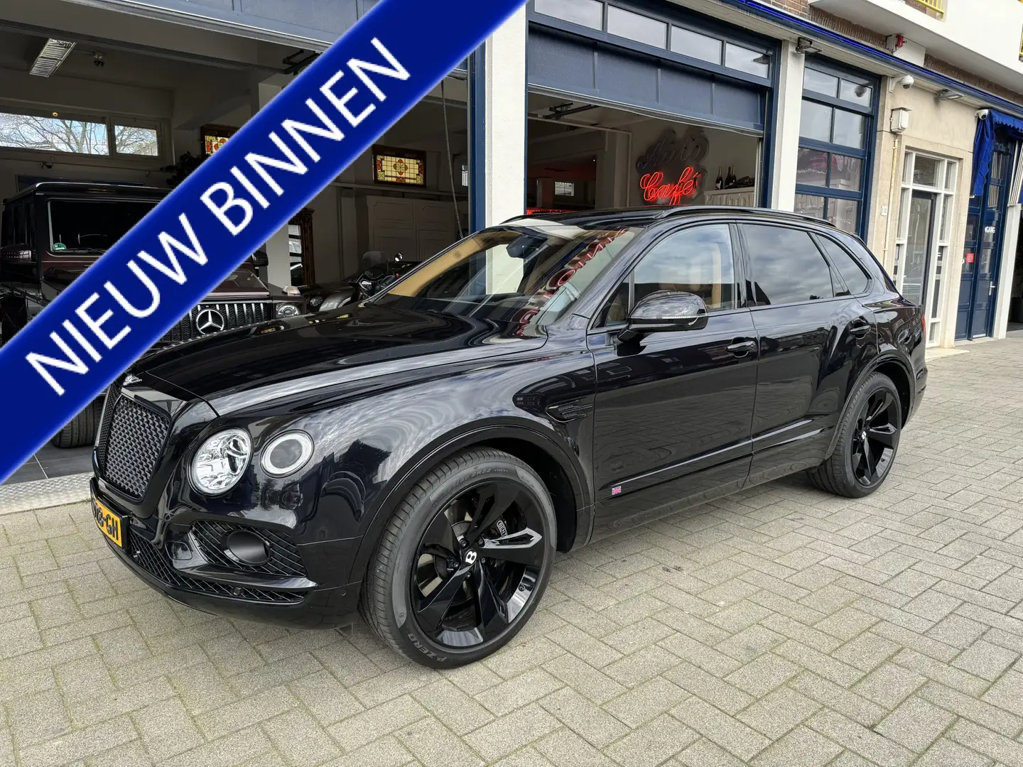 Bentley Bentayga 6.0 W12 FIRST BLACK EDITION NAIM AUDIO/22 " Zwart - 1
